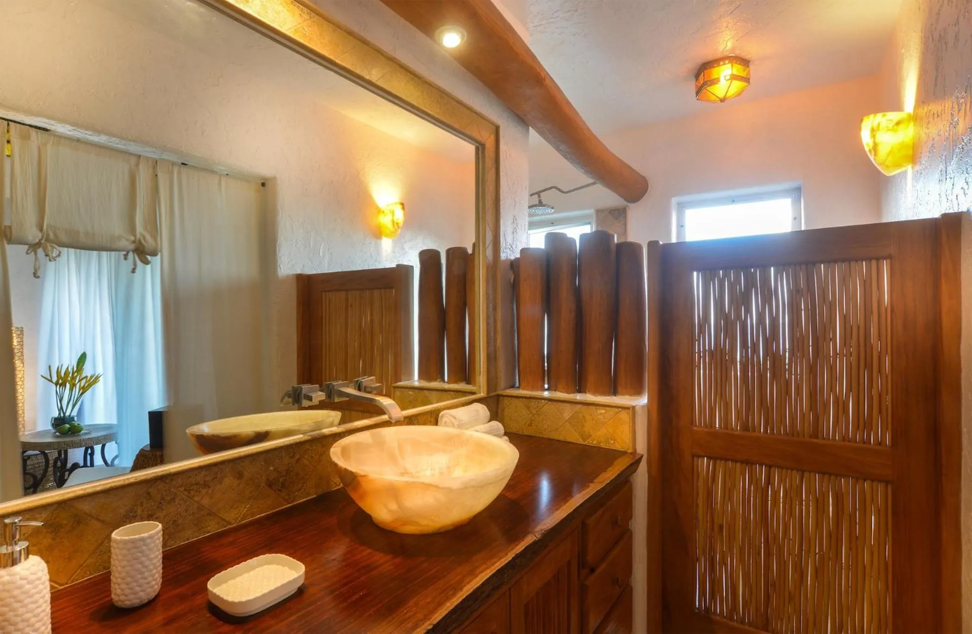 Bathroom in Mi Otra Casa