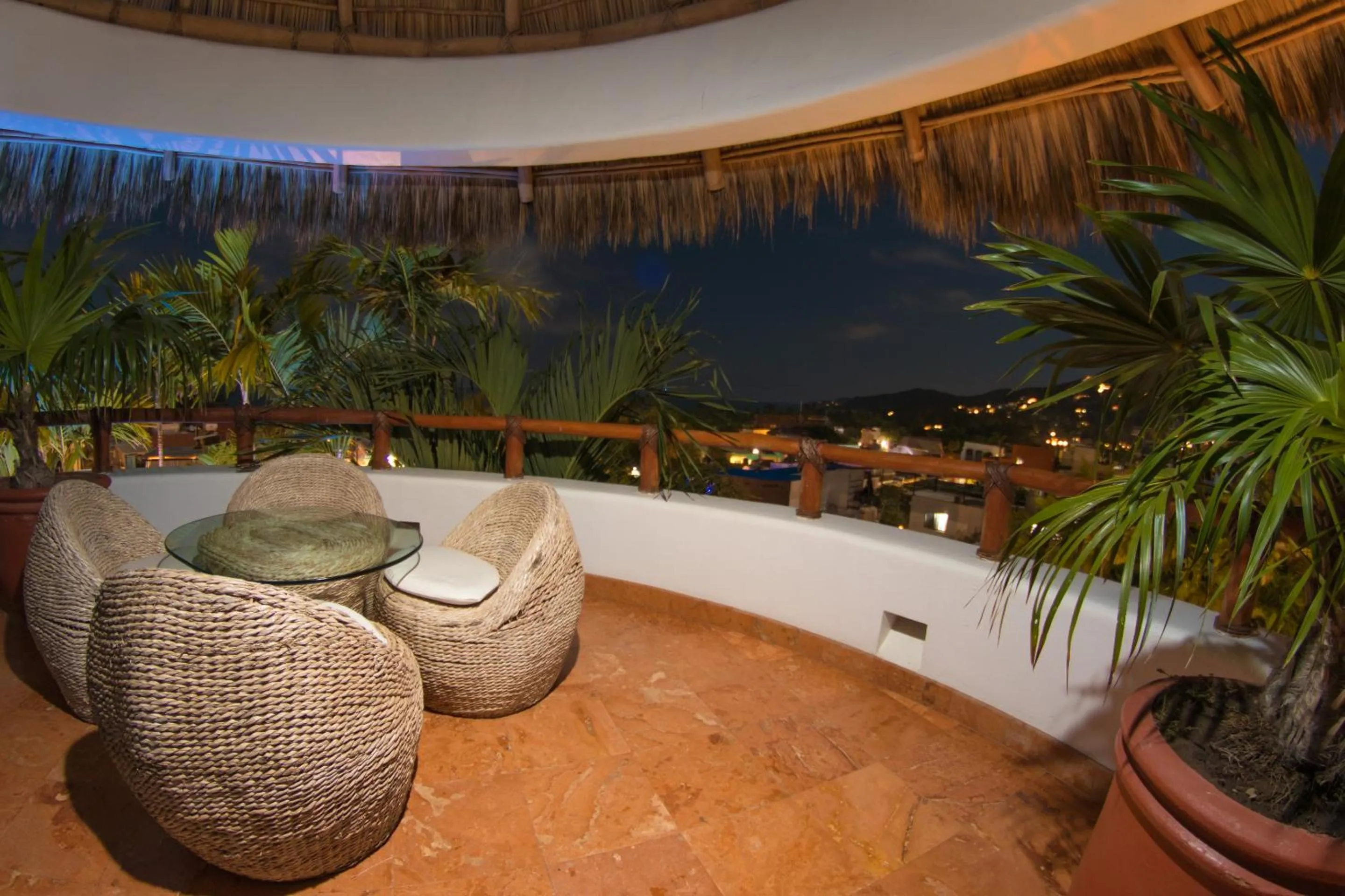 Balcony/Terrace in Mi Otra Casa