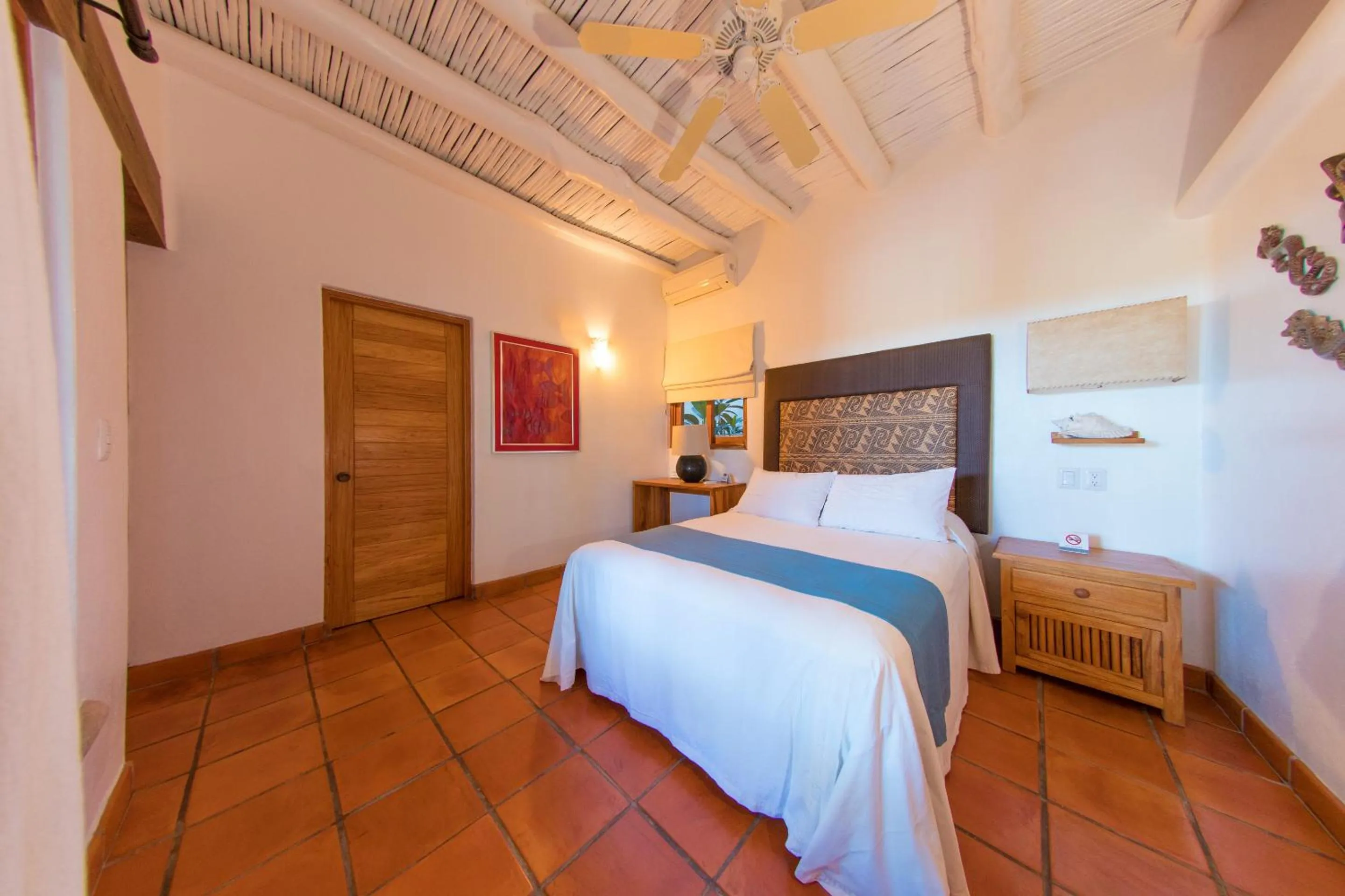 Bedroom, Bed in Mi Otra Casa