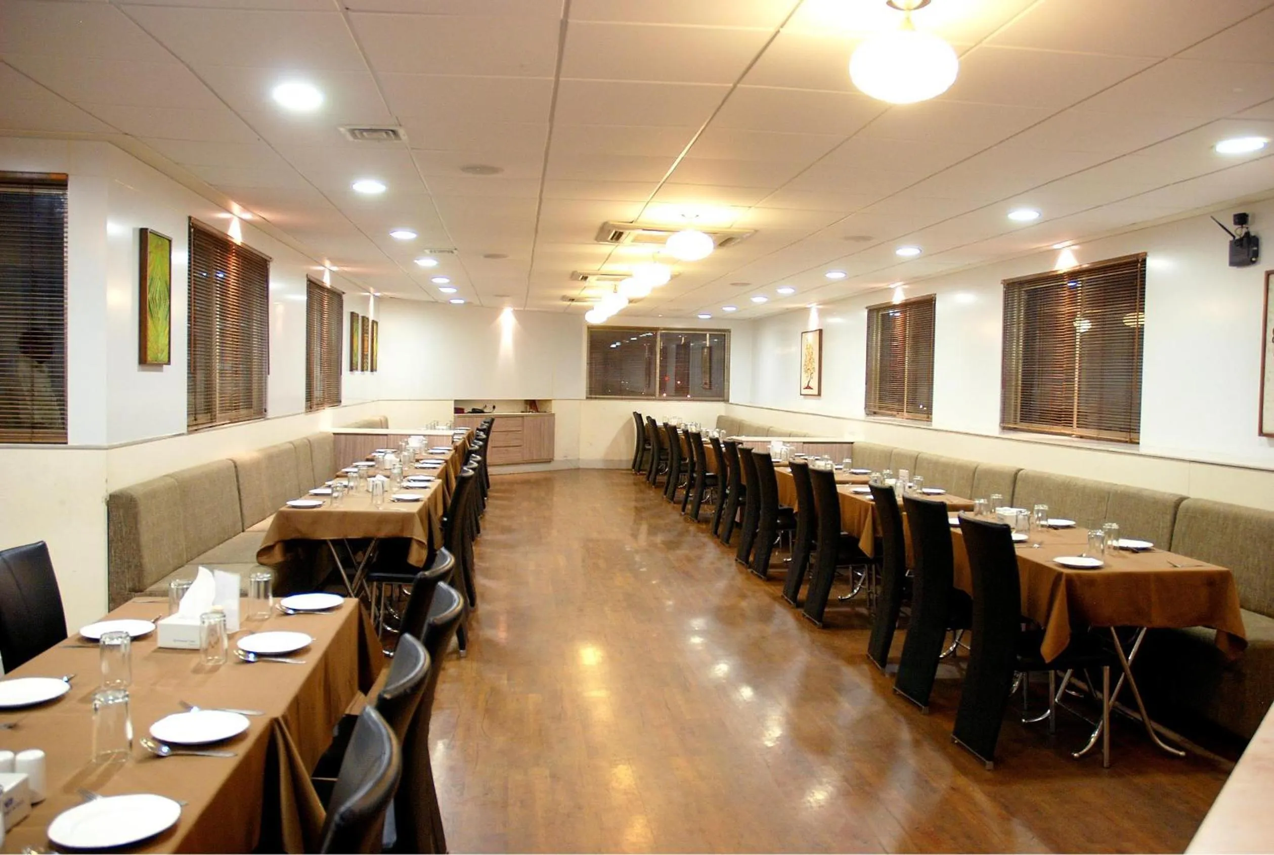 Meeting/conference room in BIZZ Tamanna Hotel