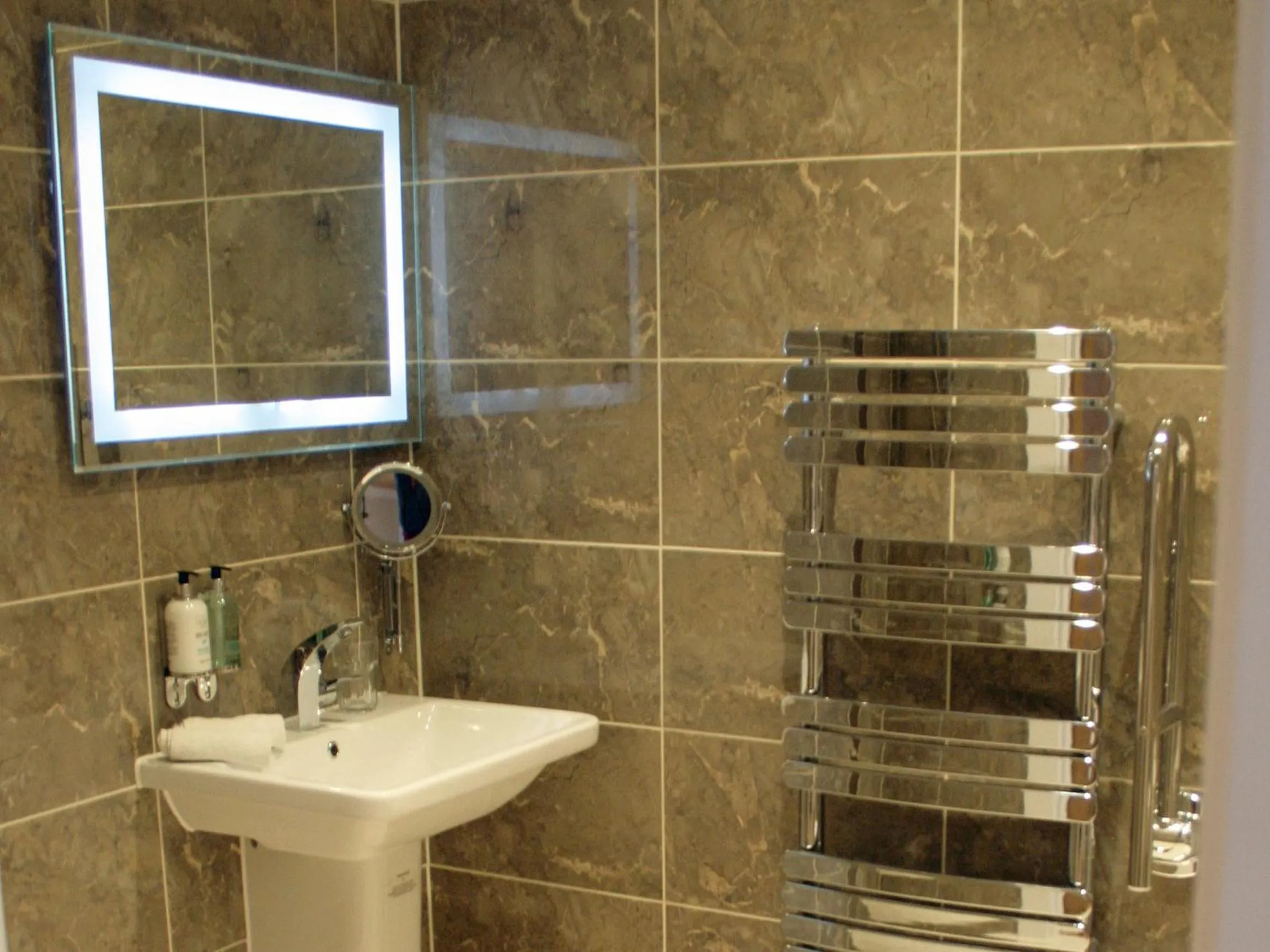 Bathroom in The Red Cow