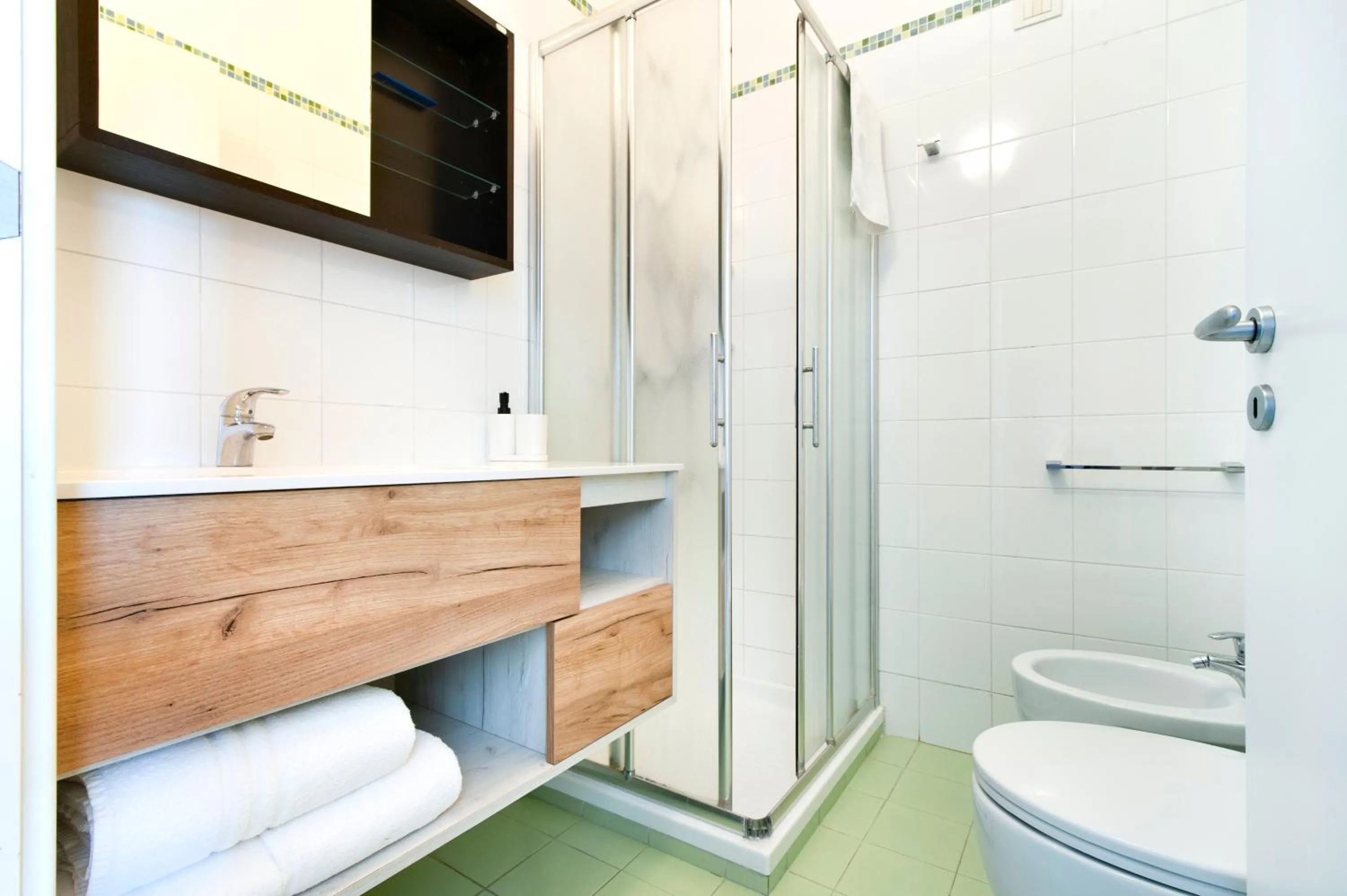 Toilet in THE VIEW B&B, terrace & more