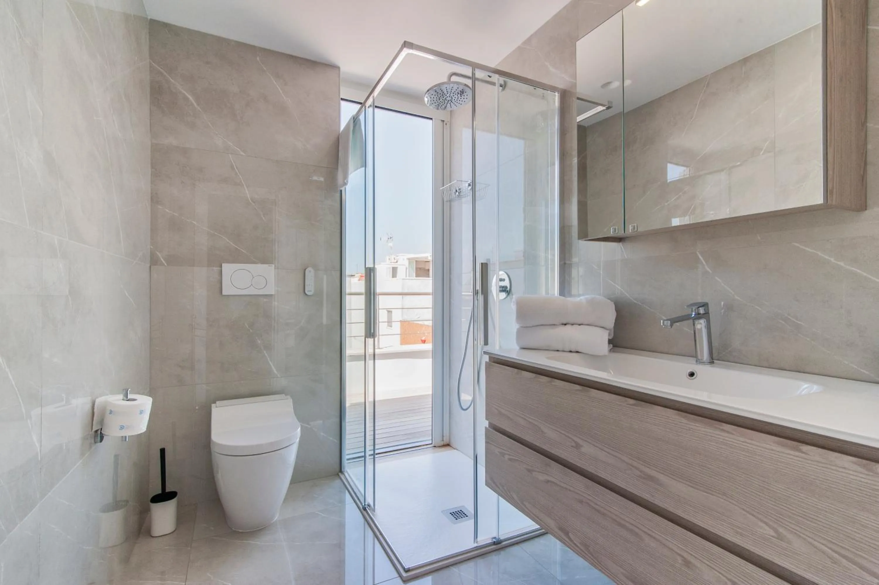 Bathroom in THE VIEW B&B, terrace & more