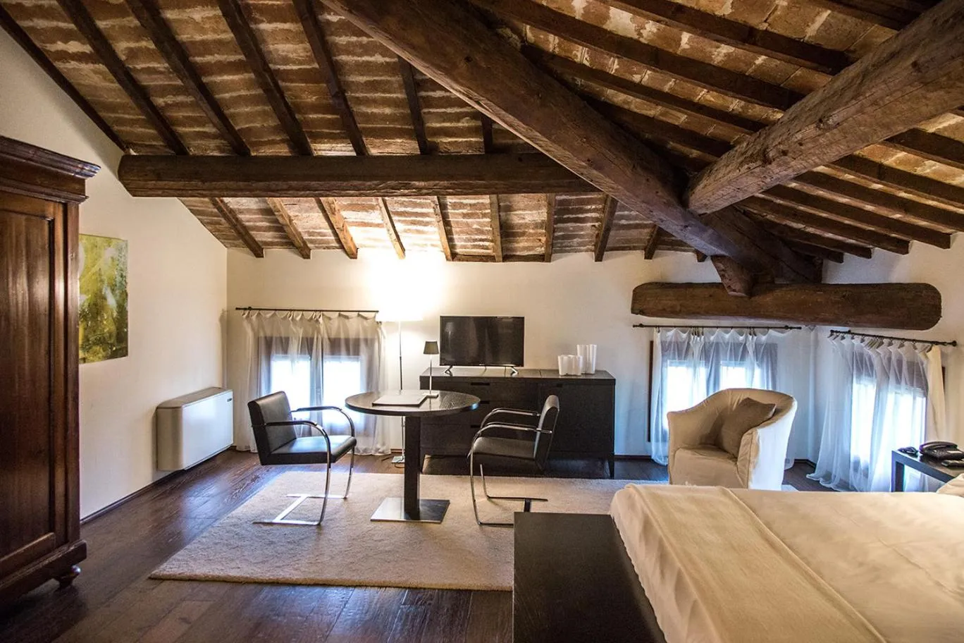 Bed in Relais Villa Ormaneto