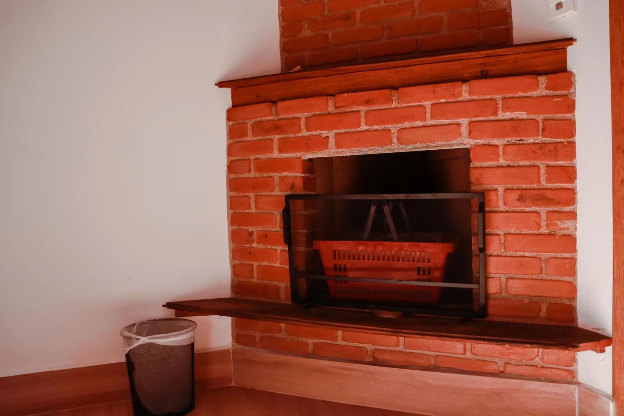 flat iron in Pousada Mirante do Penedo