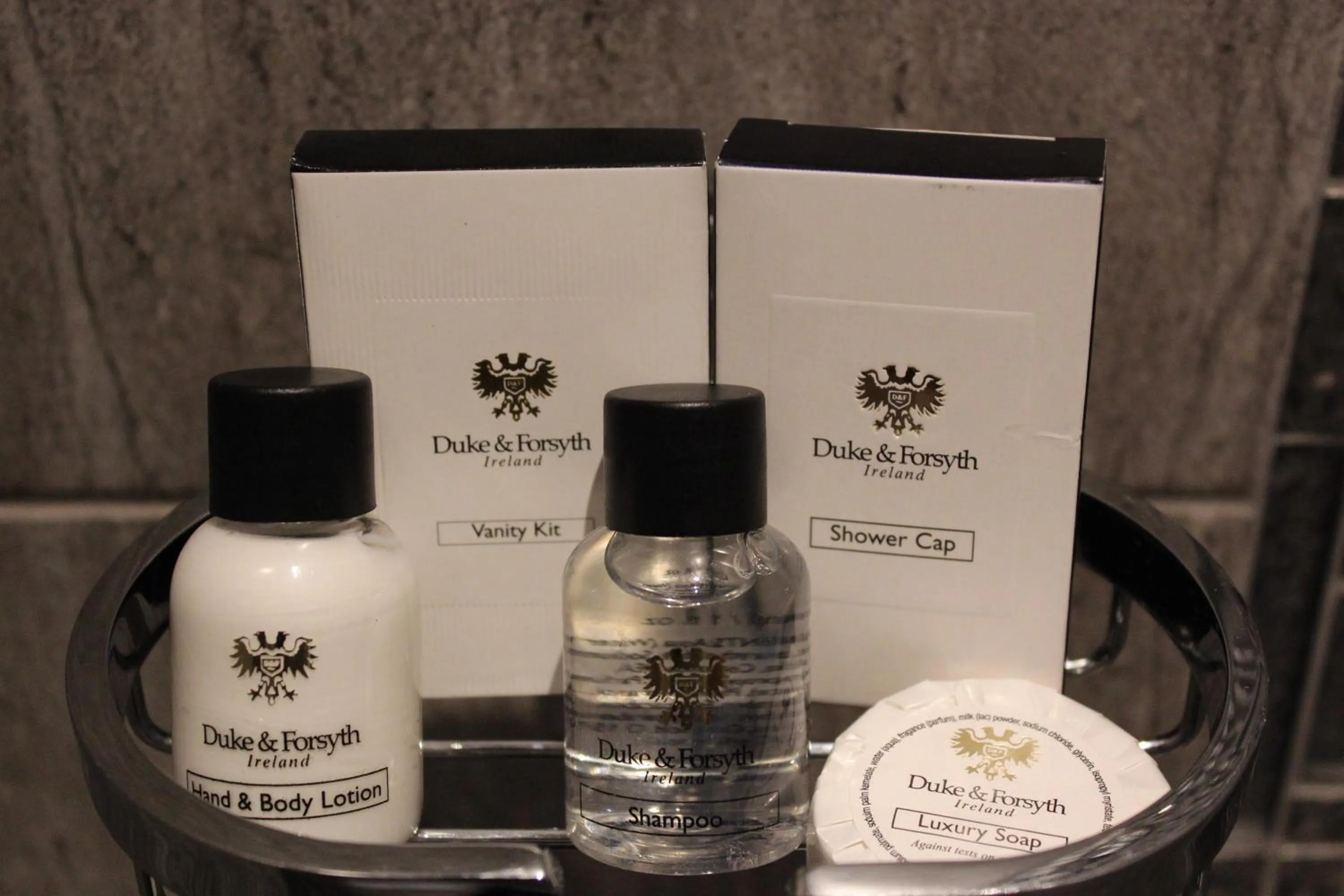 Bathroom in Nauntons Guest House & Wedding Venue