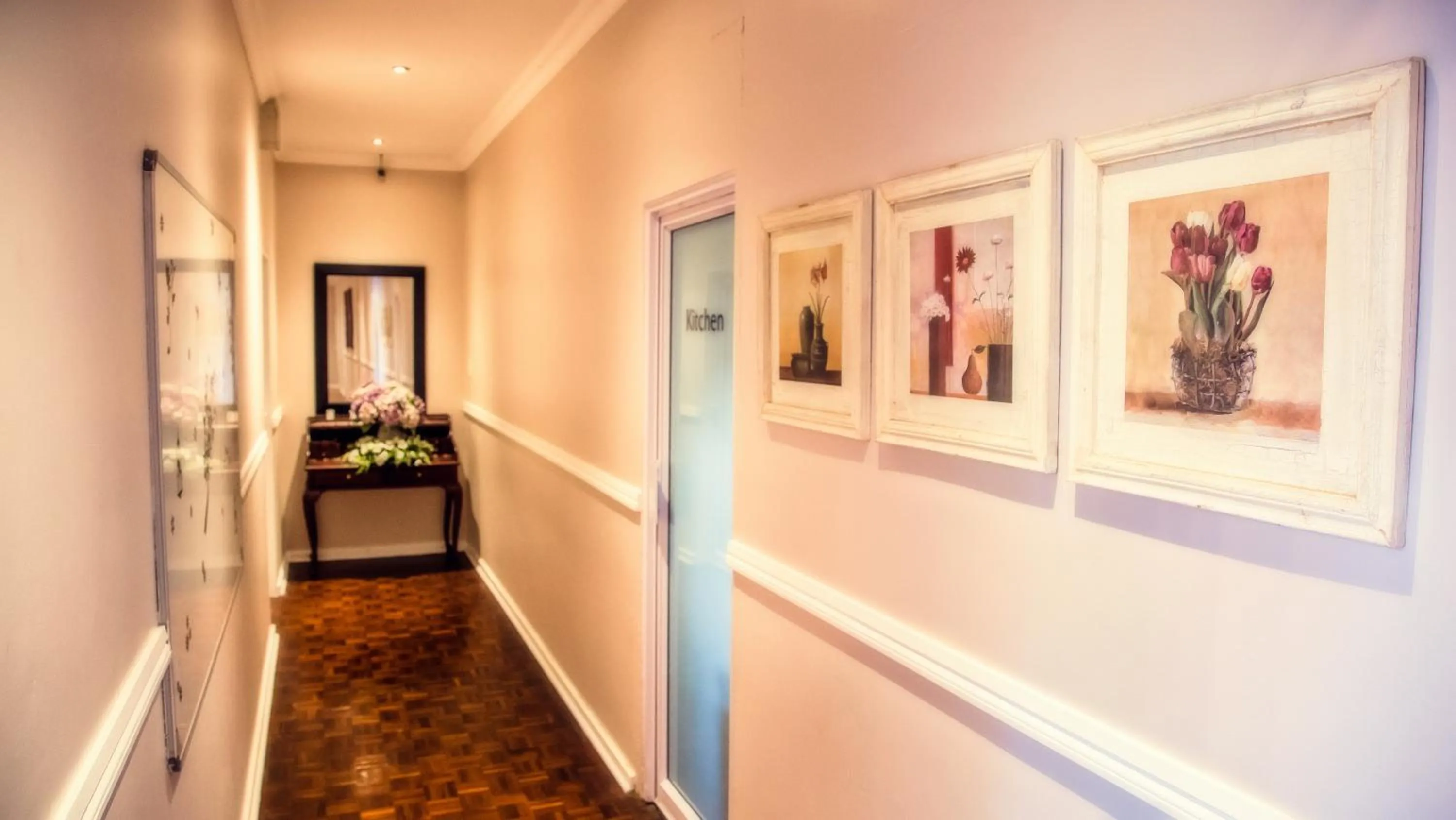 Lobby or reception in Nauntons Guest House & Wedding Venue