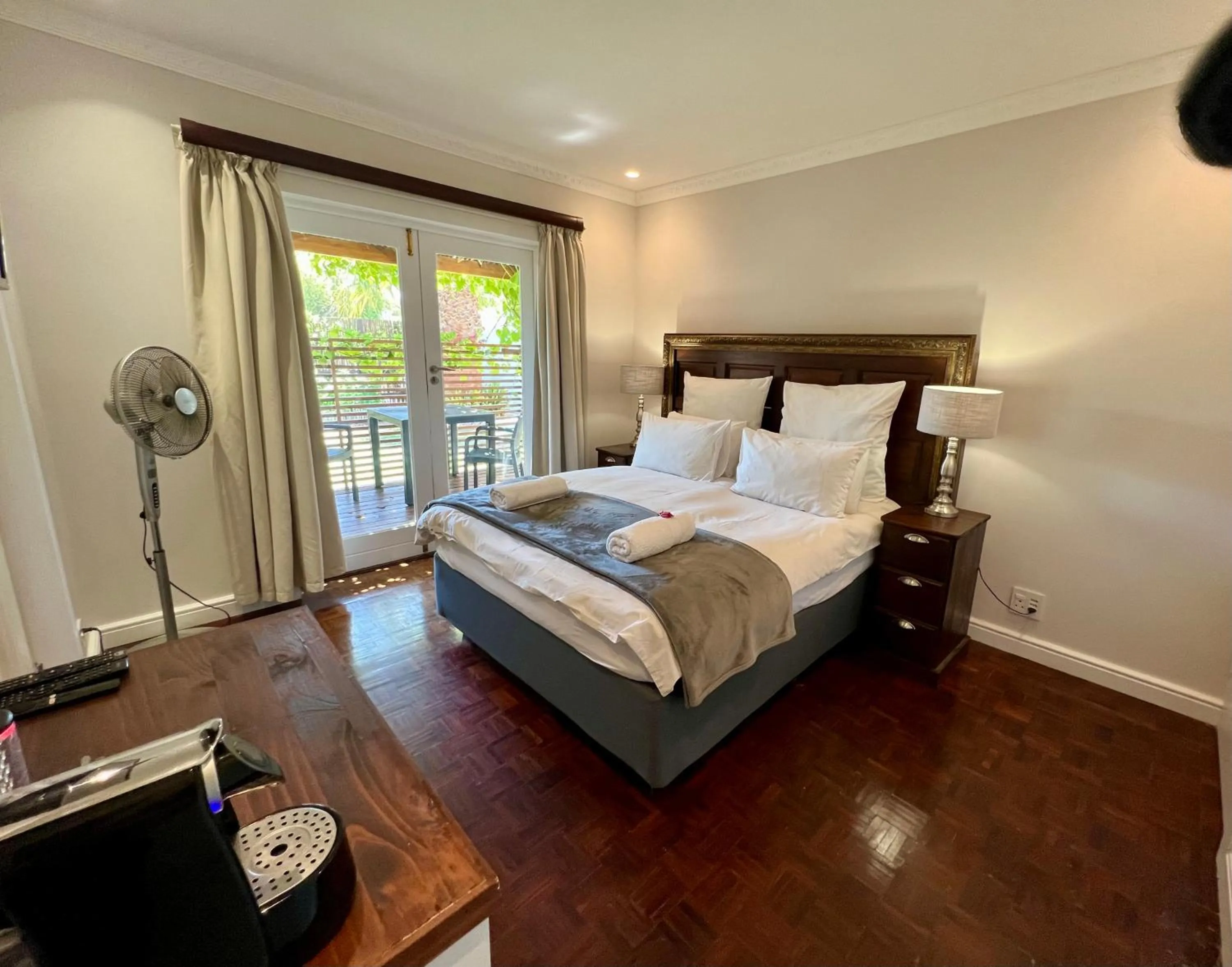 Bedroom, Bed in Goblin's Mead