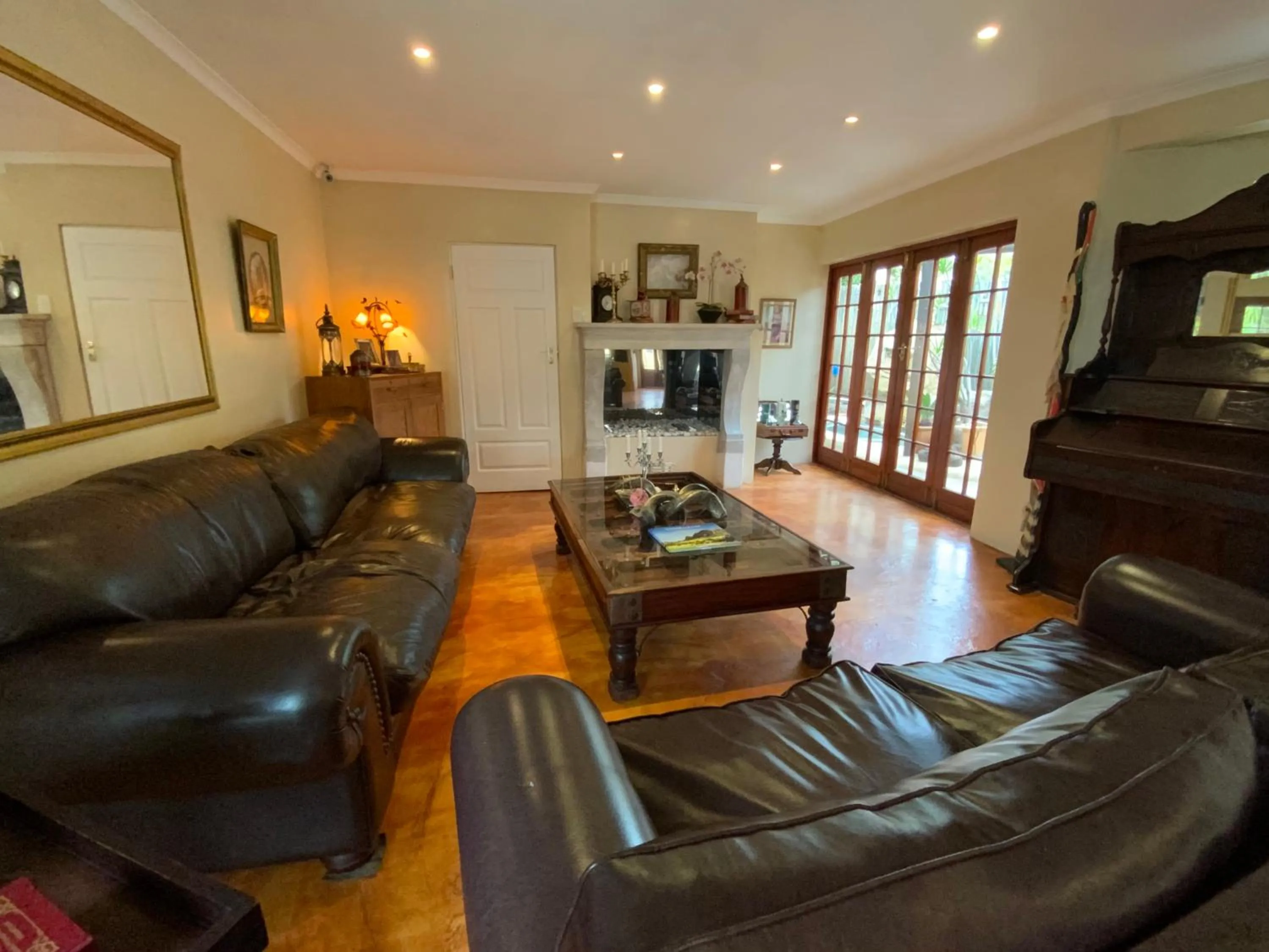 Communal lounge/ TV room in Goblin's Mead