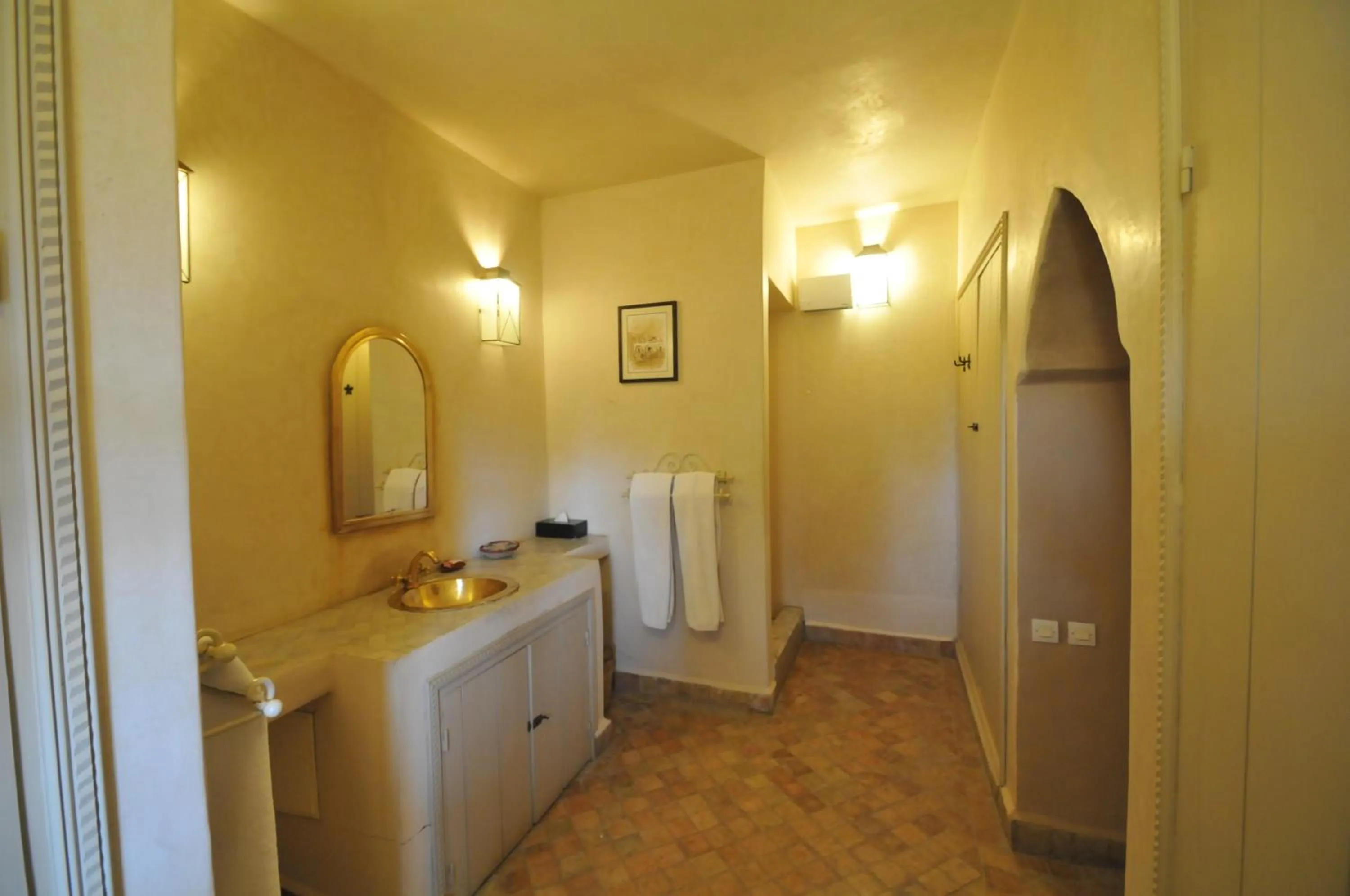Bathroom in Palais Oumensour