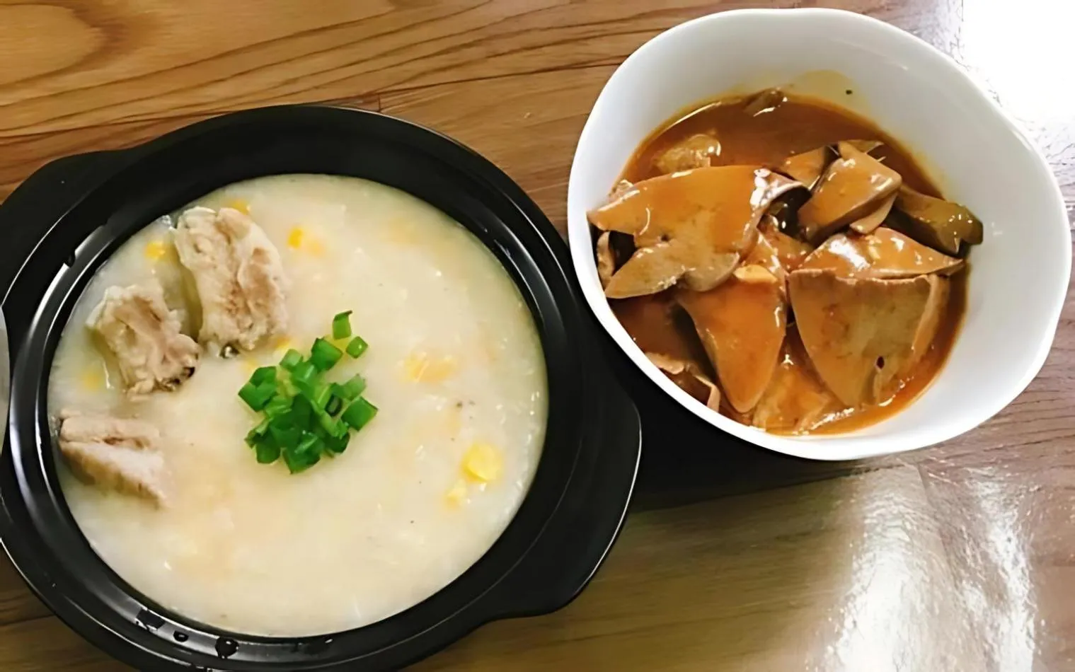 Food and drinks in Khách sạn Phương Anh