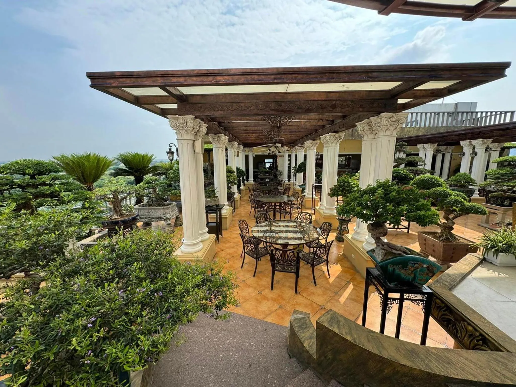 Property building in Khách sạn Phương Anh