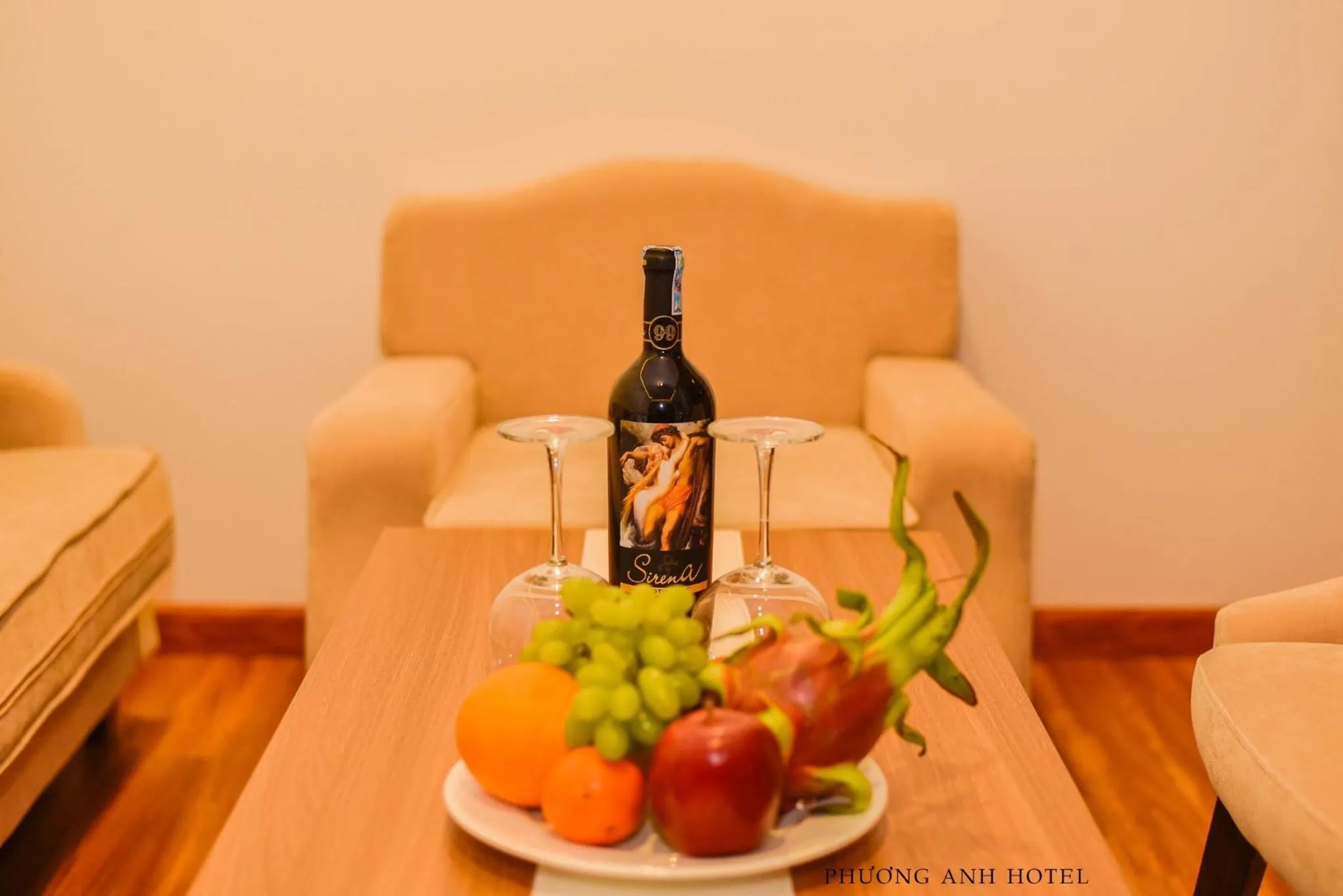 Restaurant/places to eat in Khách sạn Phương Anh