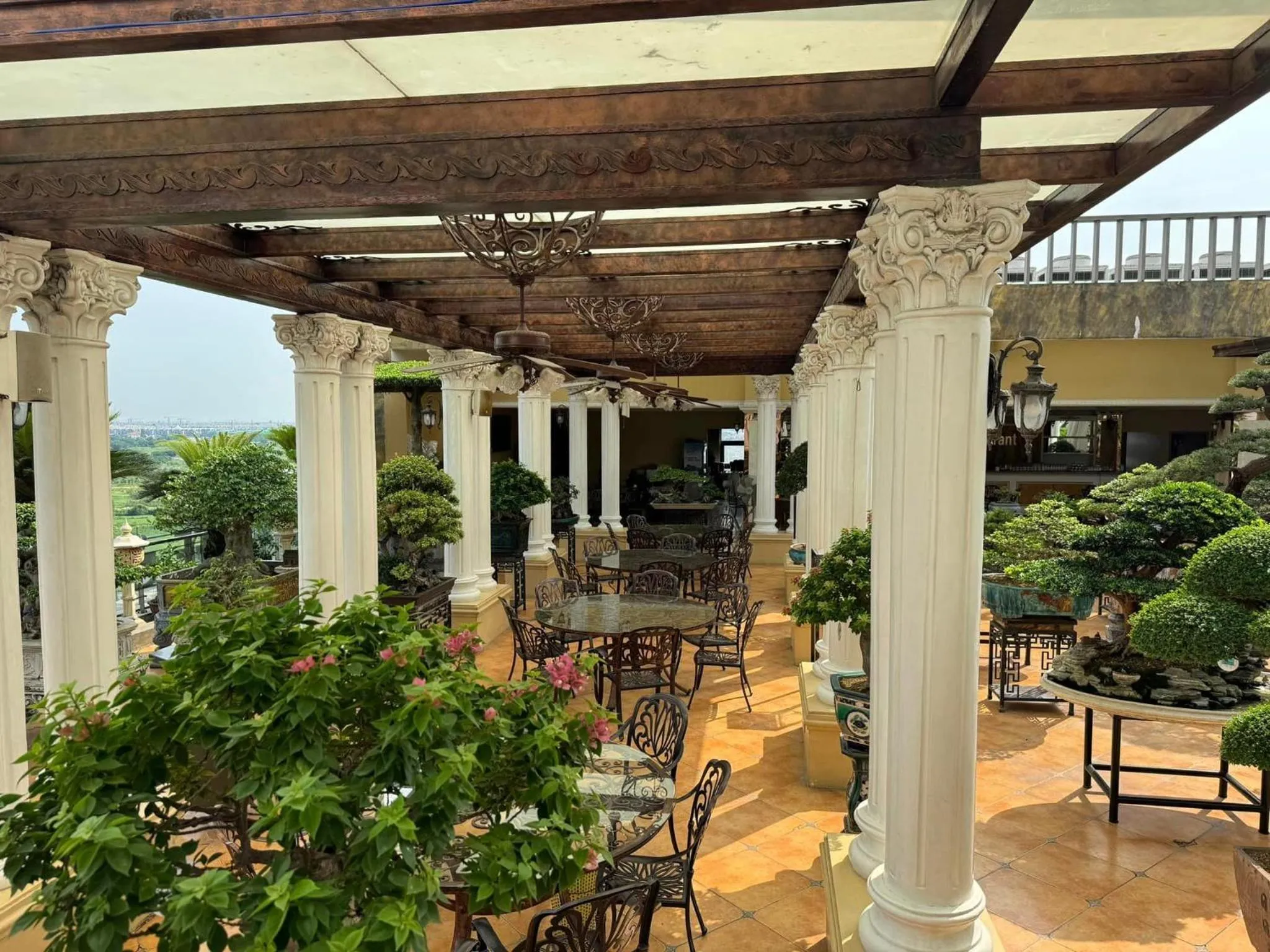 Restaurant/places to eat in Khách sạn Phương Anh