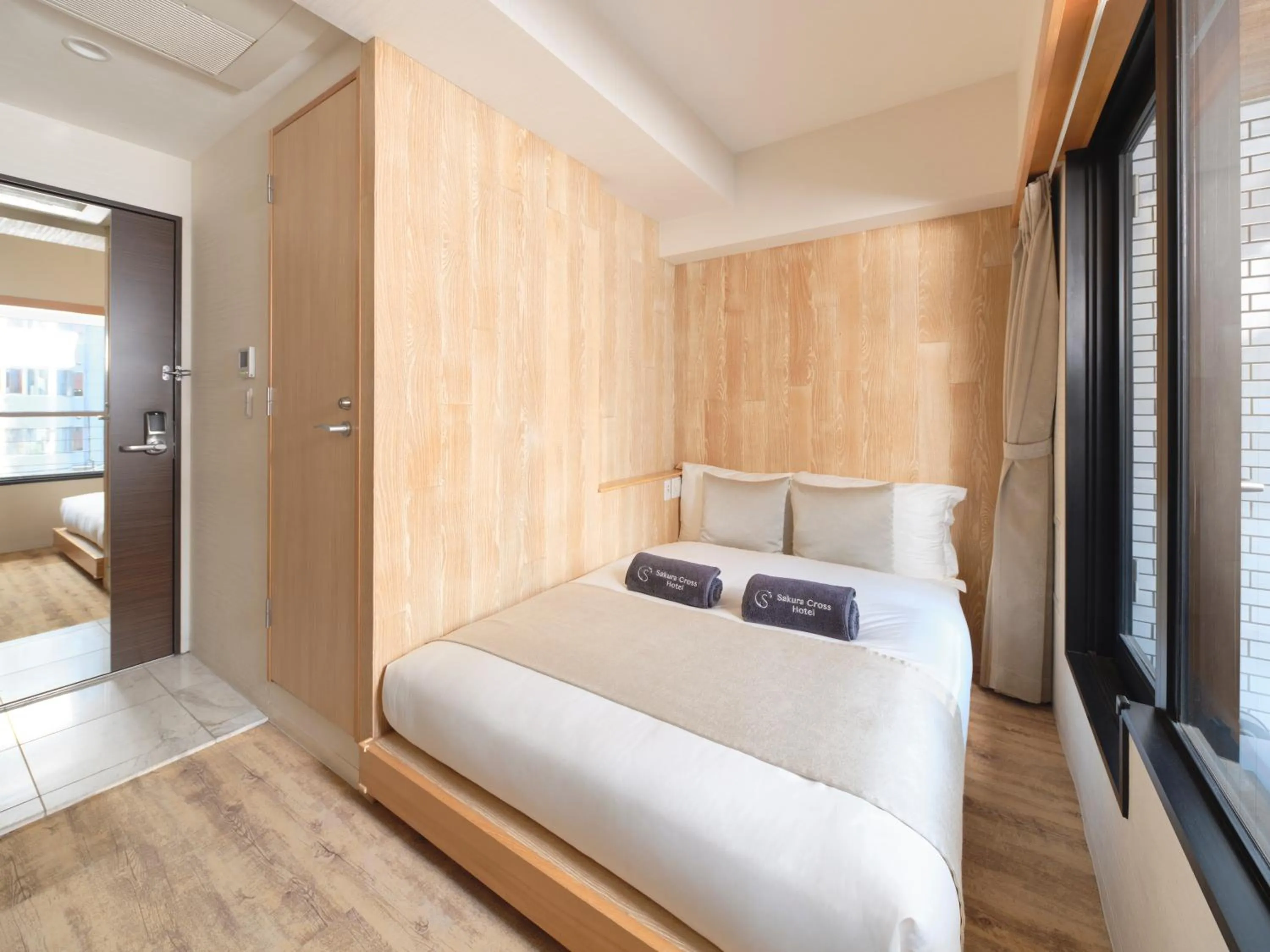 Photo of the whole room, Bed in Sakura Cross Hotel Akihabara