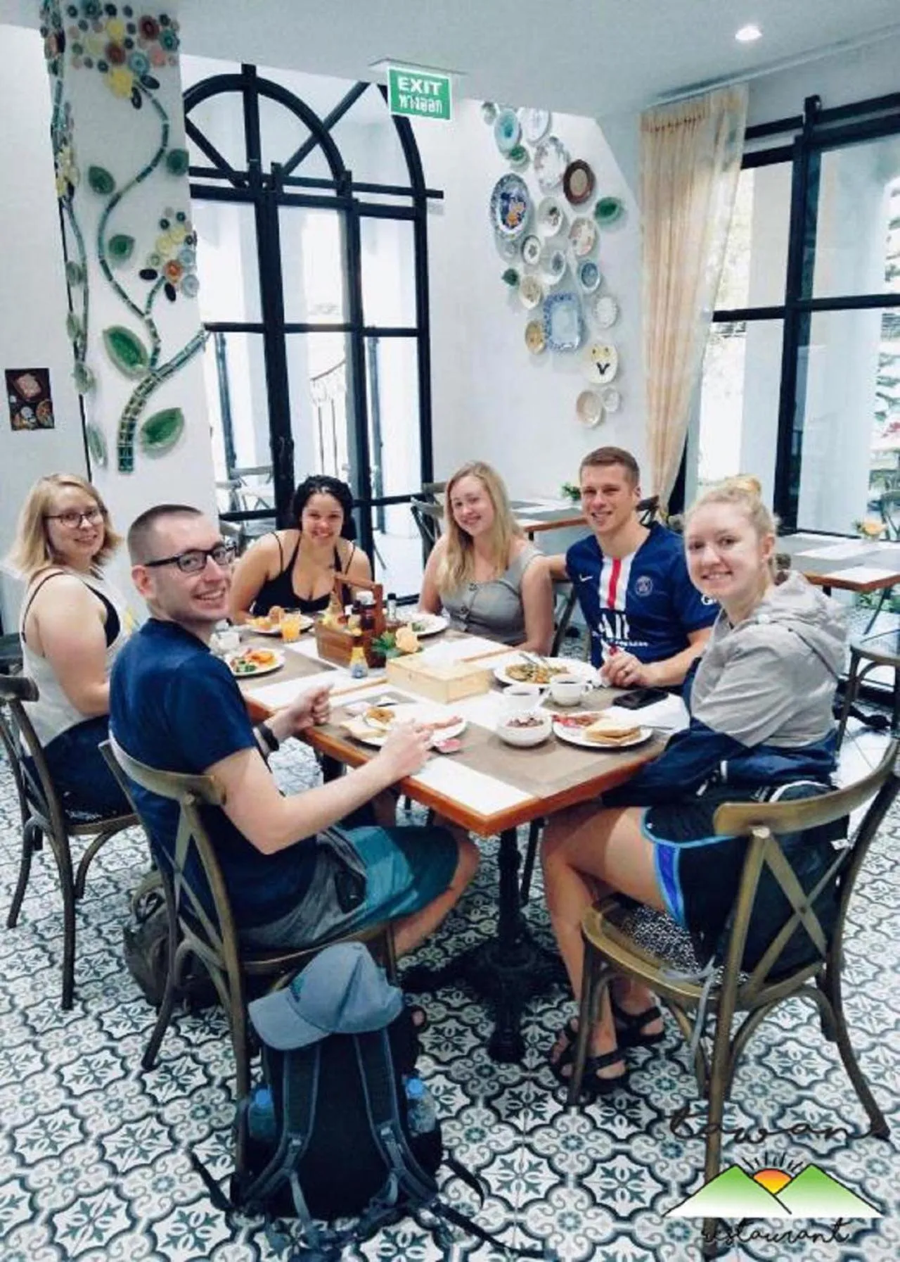 Restaurant/places to eat in Lanna Oriental Hotel