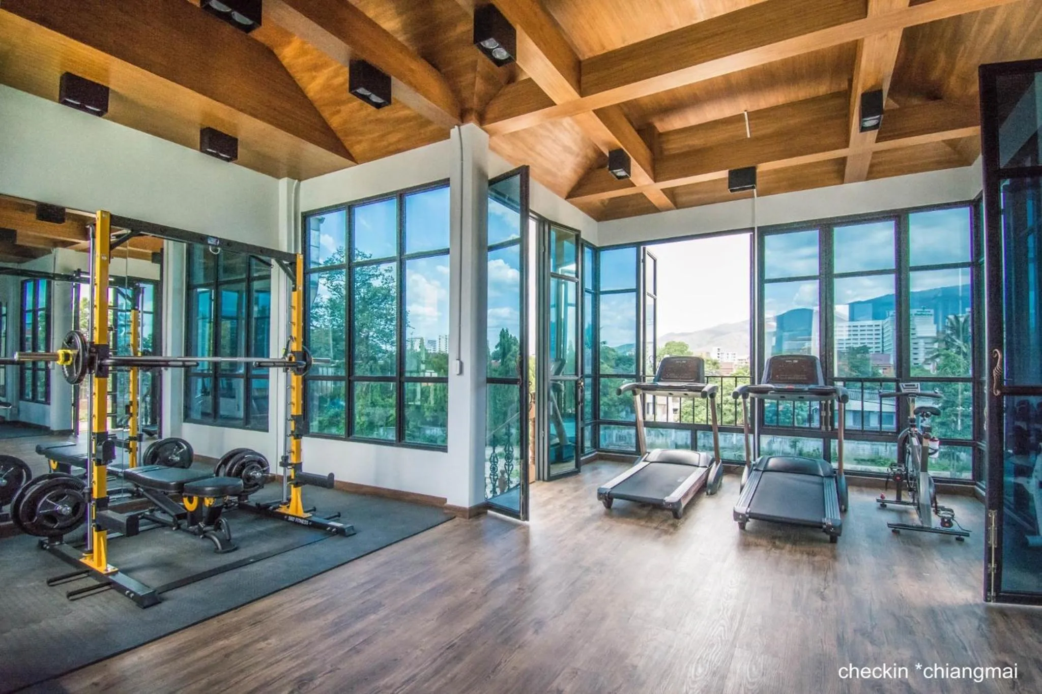 Fitness centre/facilities in Lanna Oriental Hotel