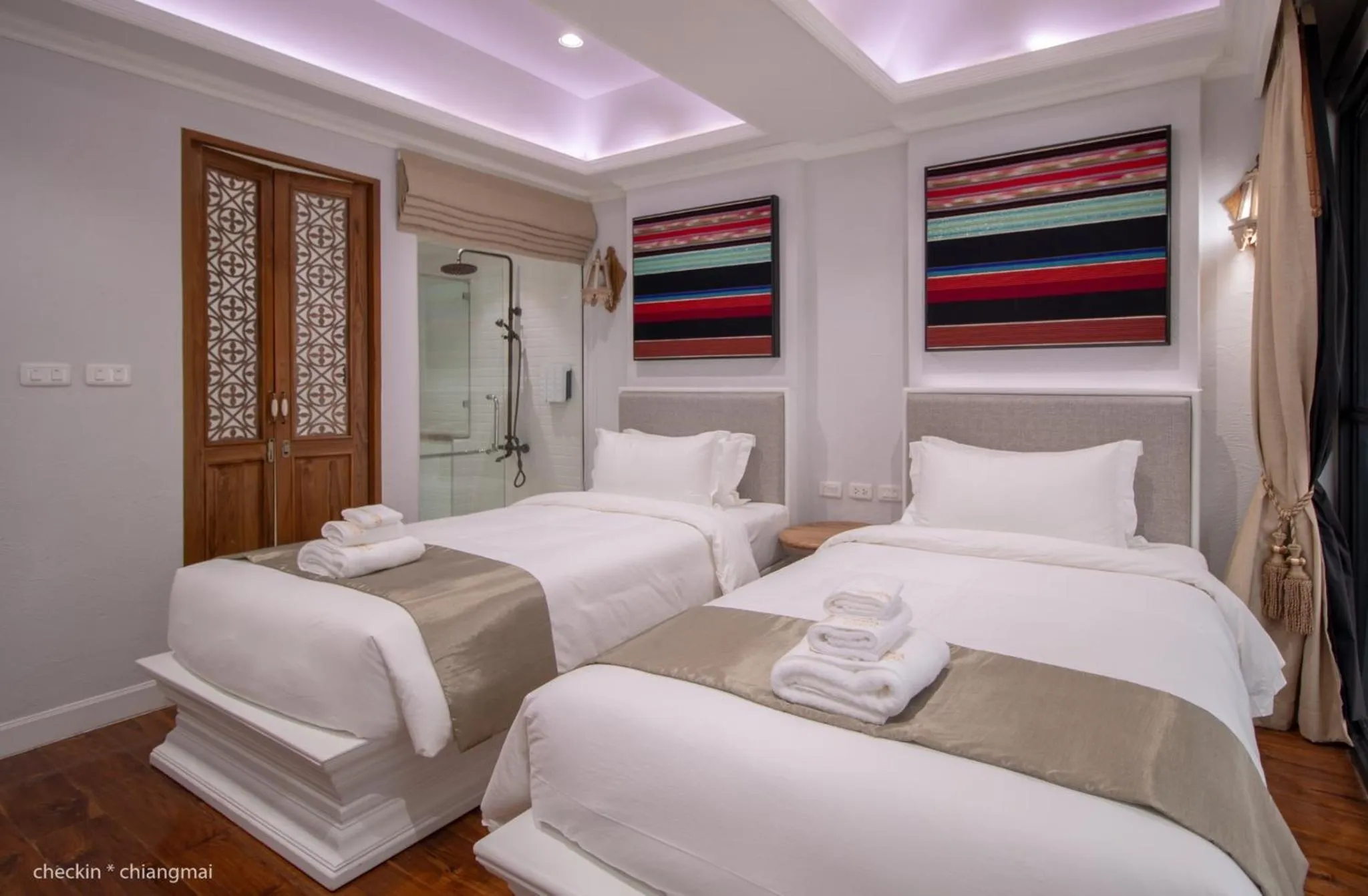 Bed in Lanna Oriental Hotel