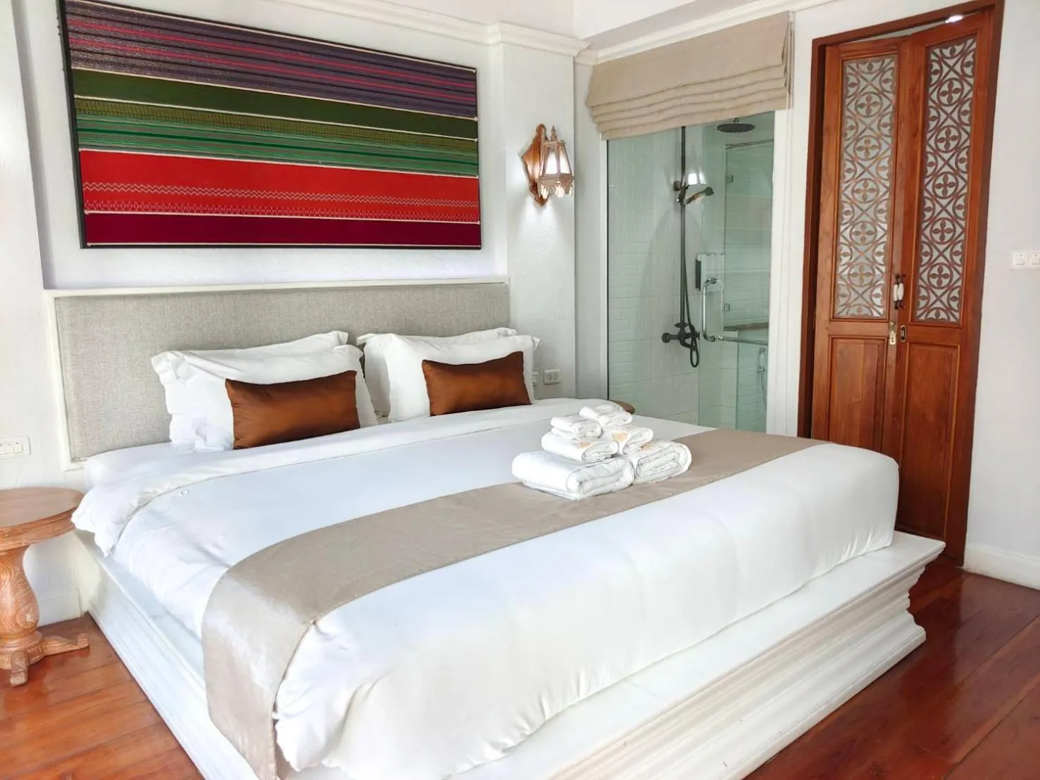 Bed in Lanna Oriental Hotel