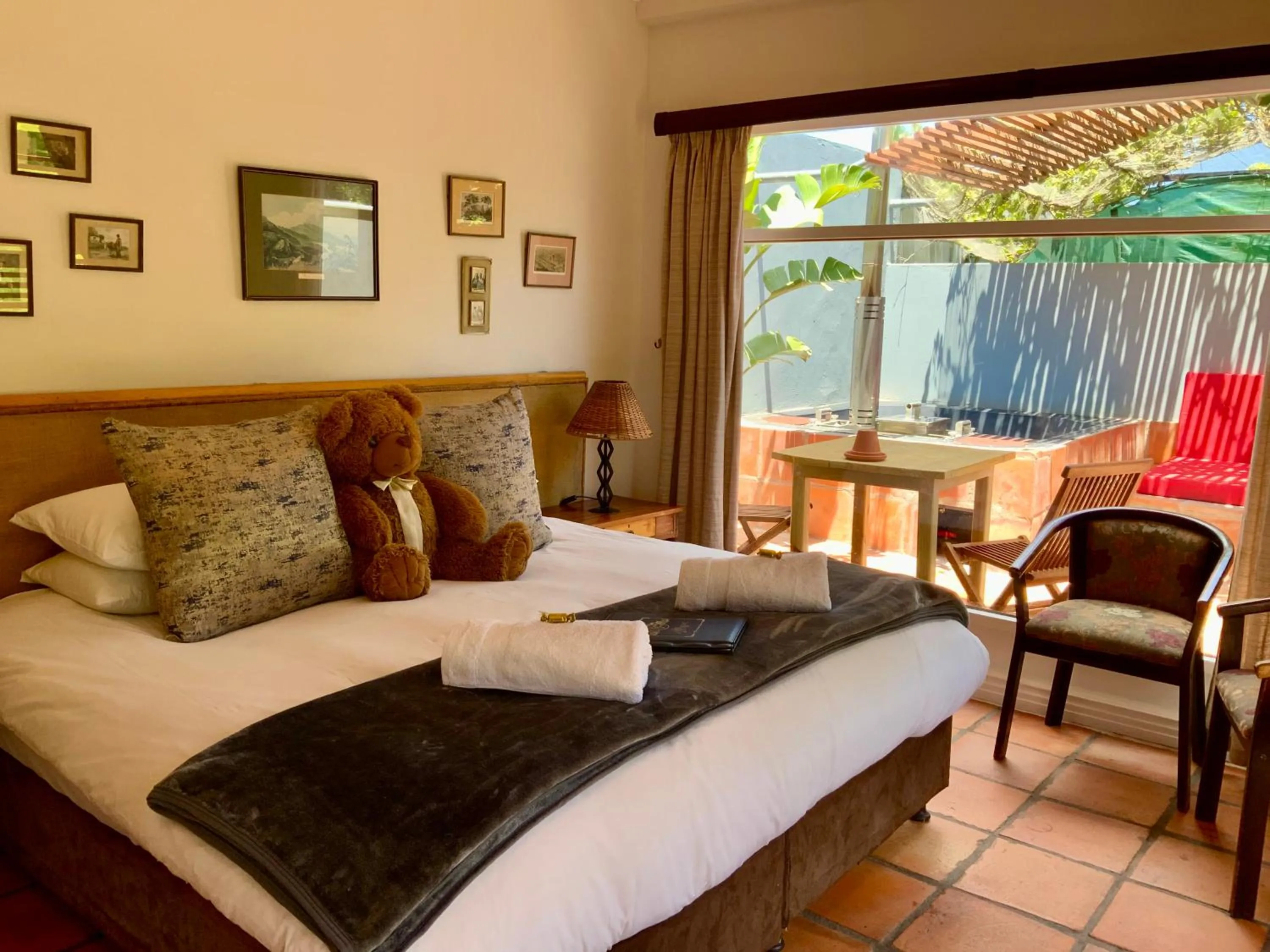 View (from property/room), Bed in Goblin's Creek