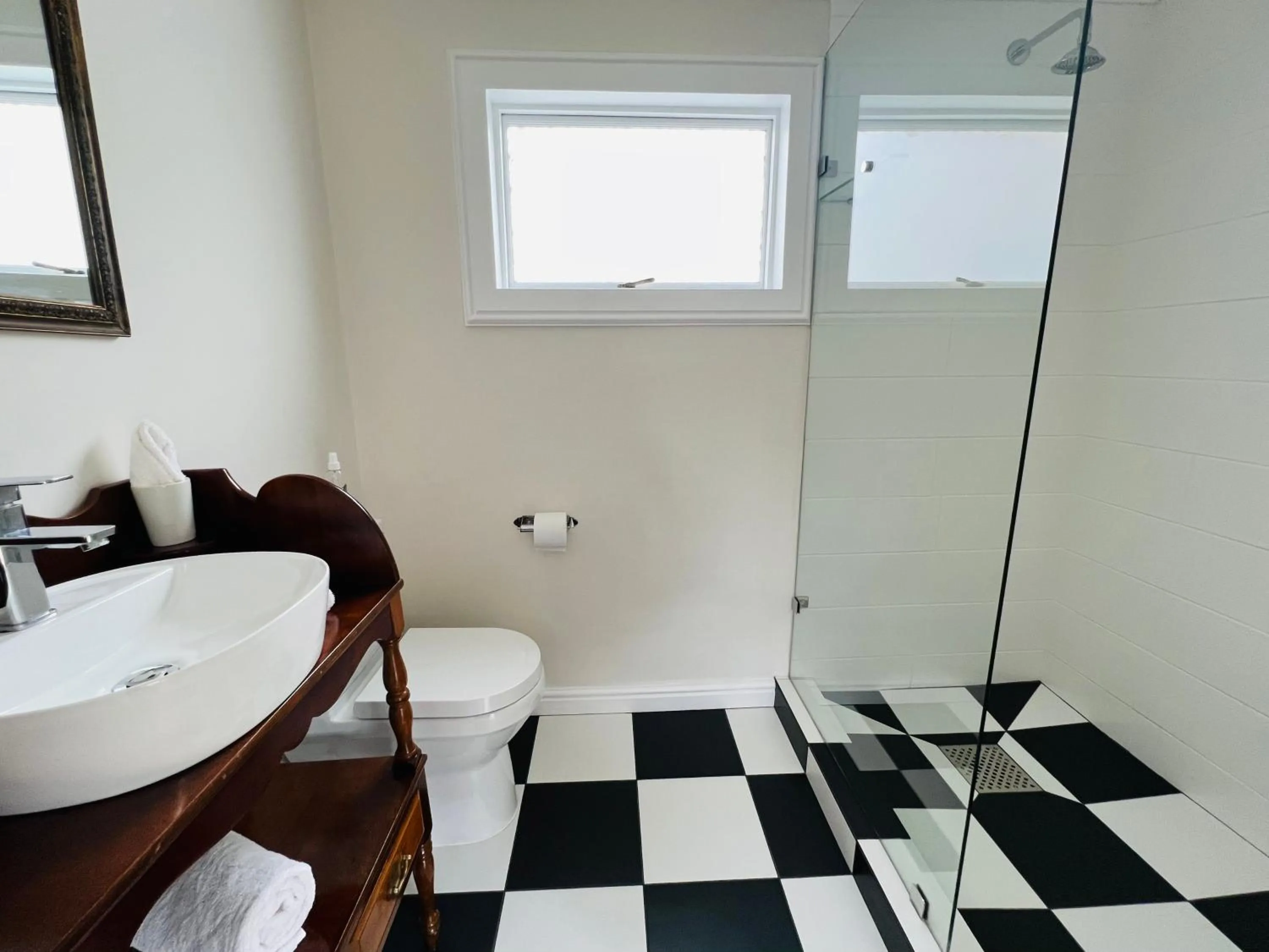 Bathroom in Goblin's Creek