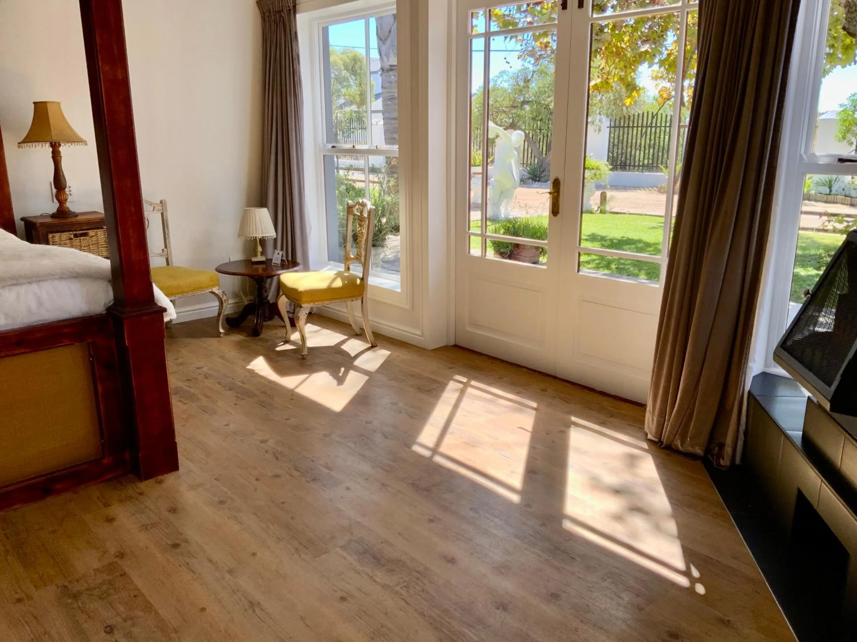 Garden view in Goblin's Creek