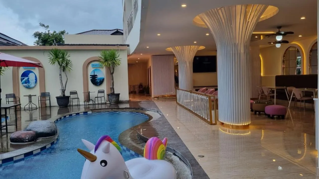 Property building in VICTORIA INN