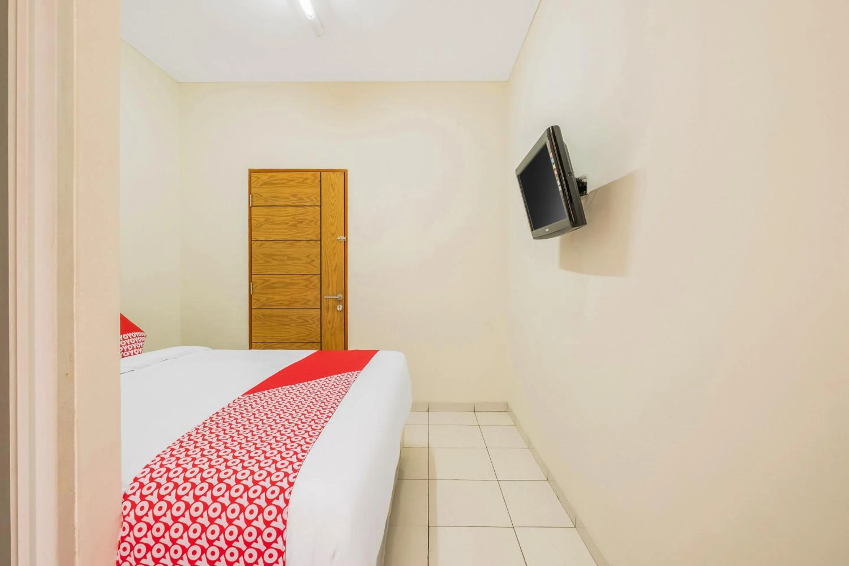 Bedroom in Collection O 818 Micasa Residence