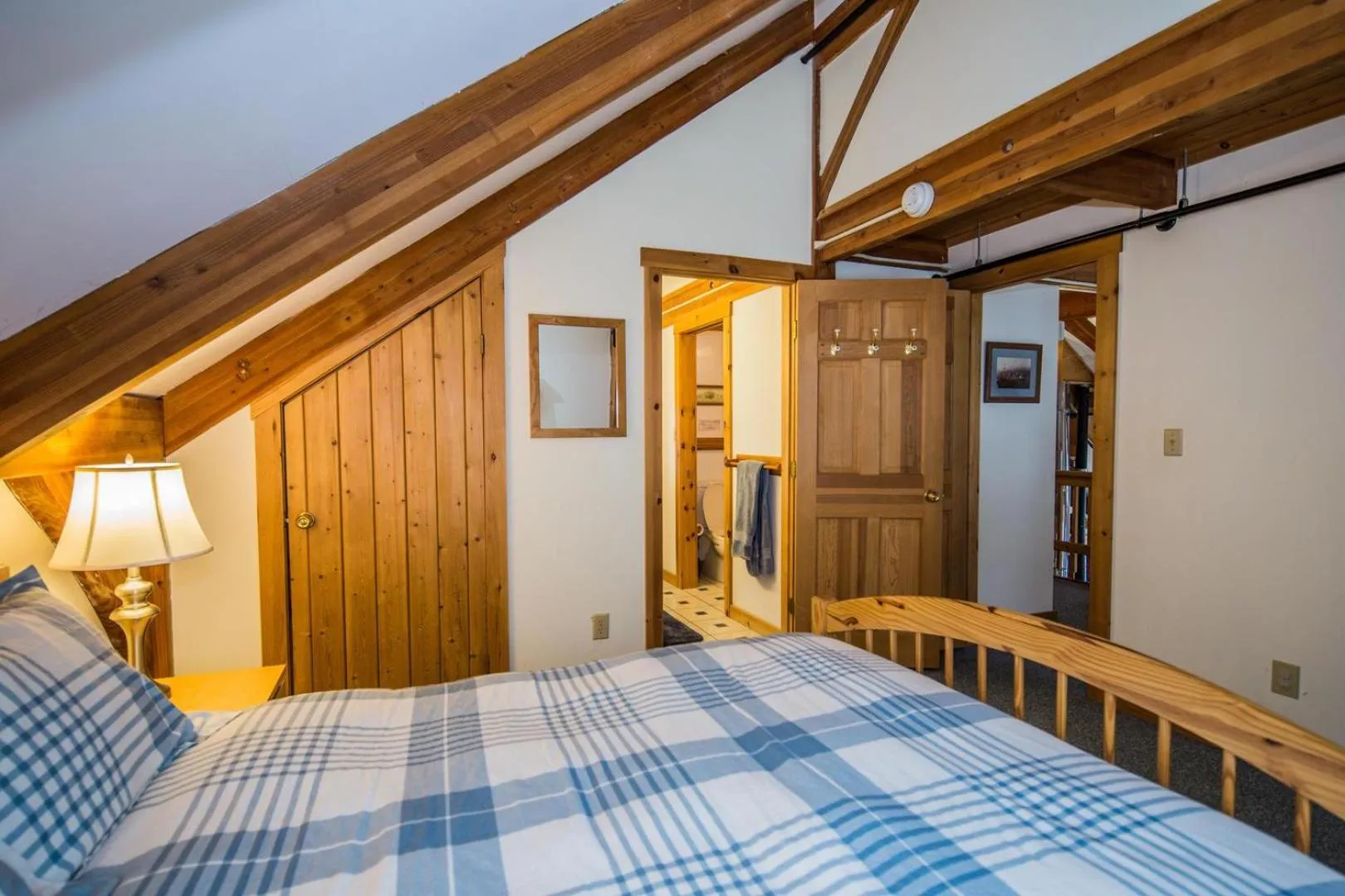 Bed in Viewmont Chalet