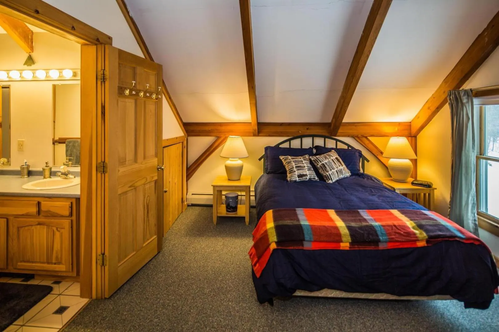 Bed in Viewmont Chalet