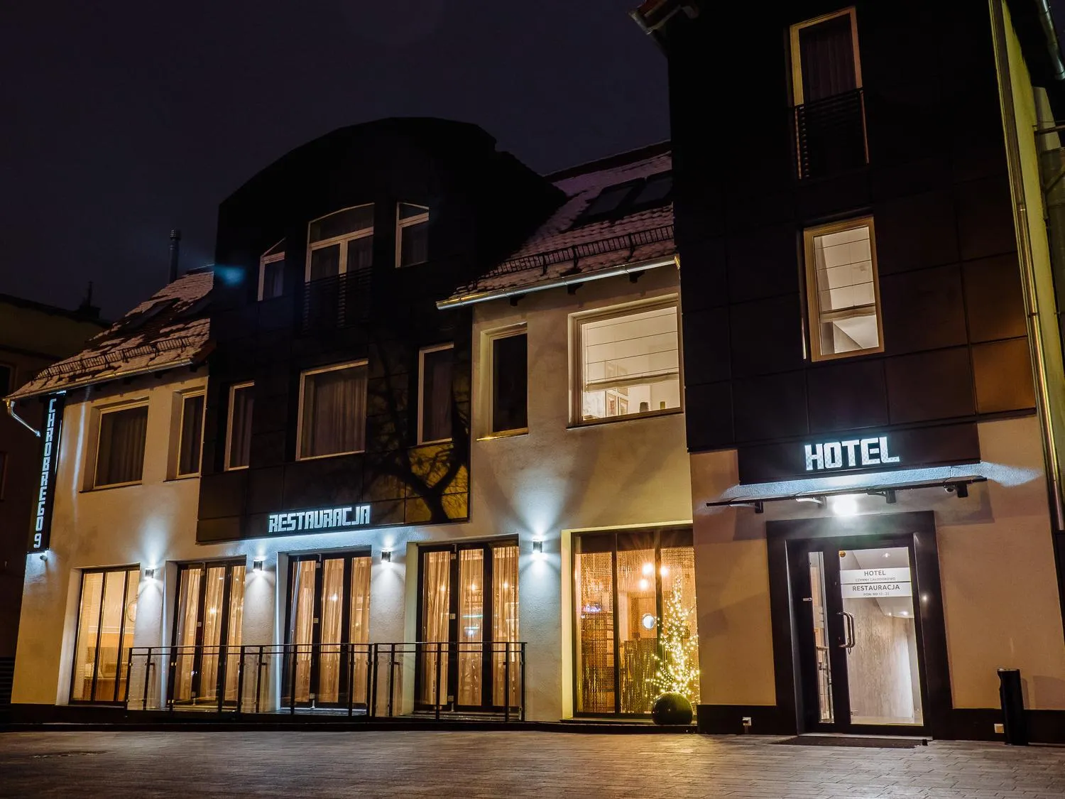 Property building in Hotel Chrobrego9