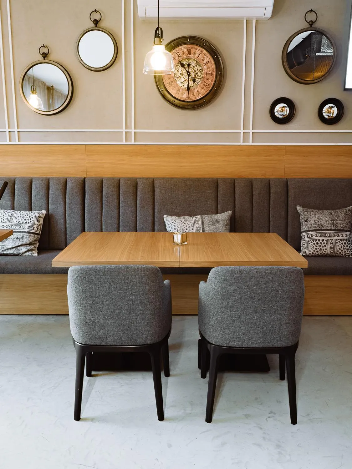 Lounge or bar in Hotel Chrobrego9