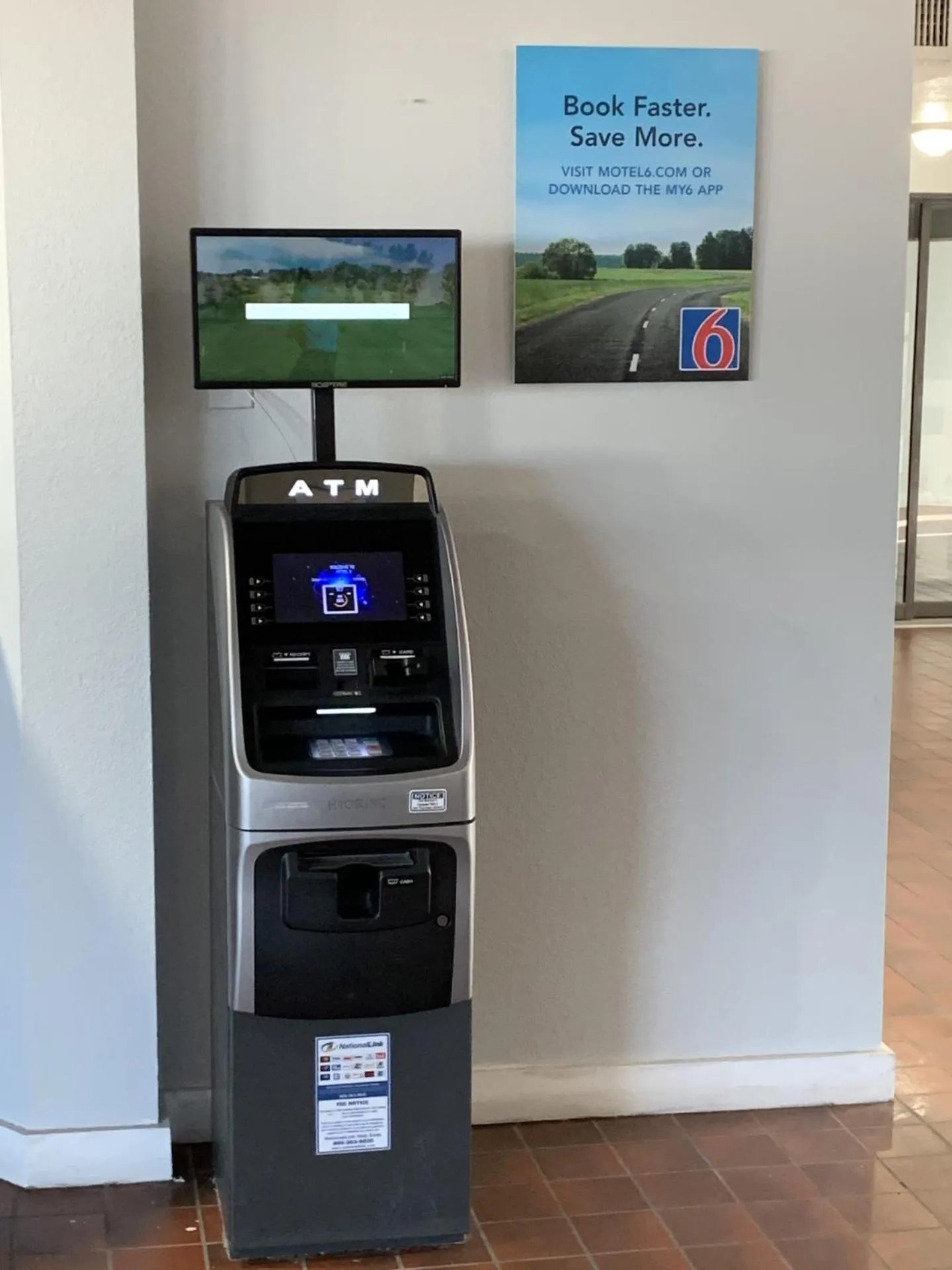 Property building in Studio 6-Lincoln, NE - Airport