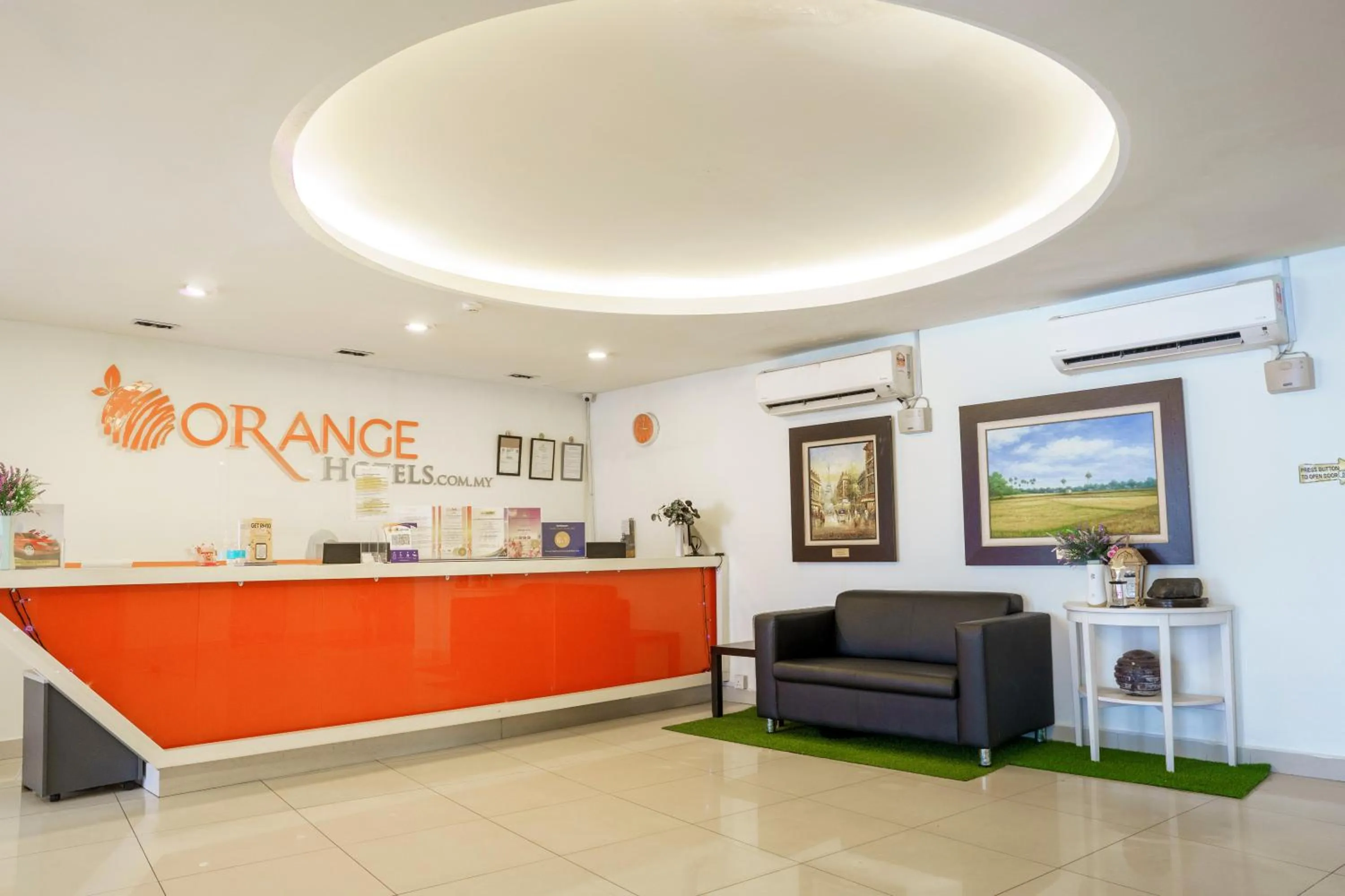 Lobby or reception in Orange Hotel Kota Kemuning @ Shah Alam