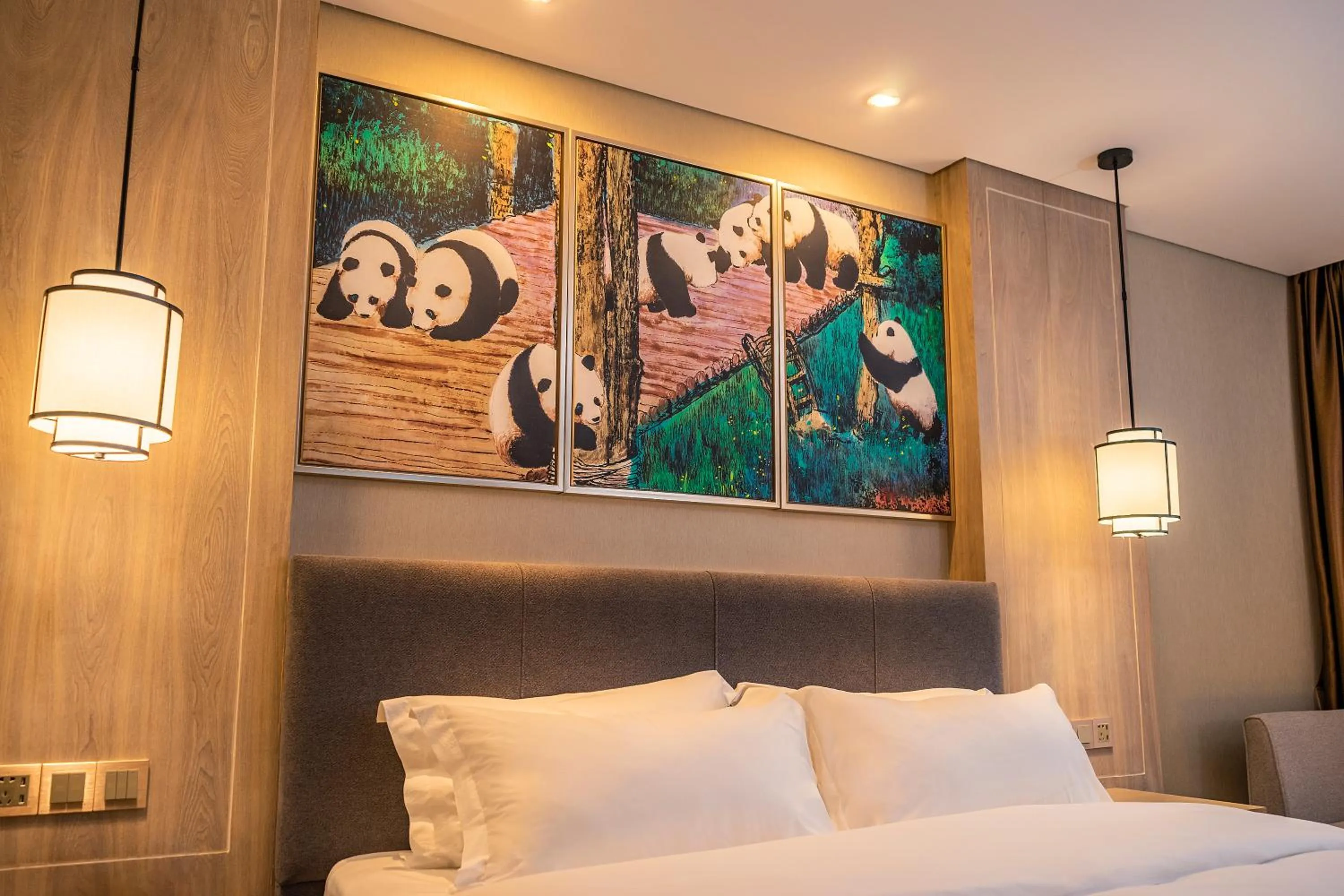 Bedroom, Bed in Chengdu Jiuzhaigou Hotel