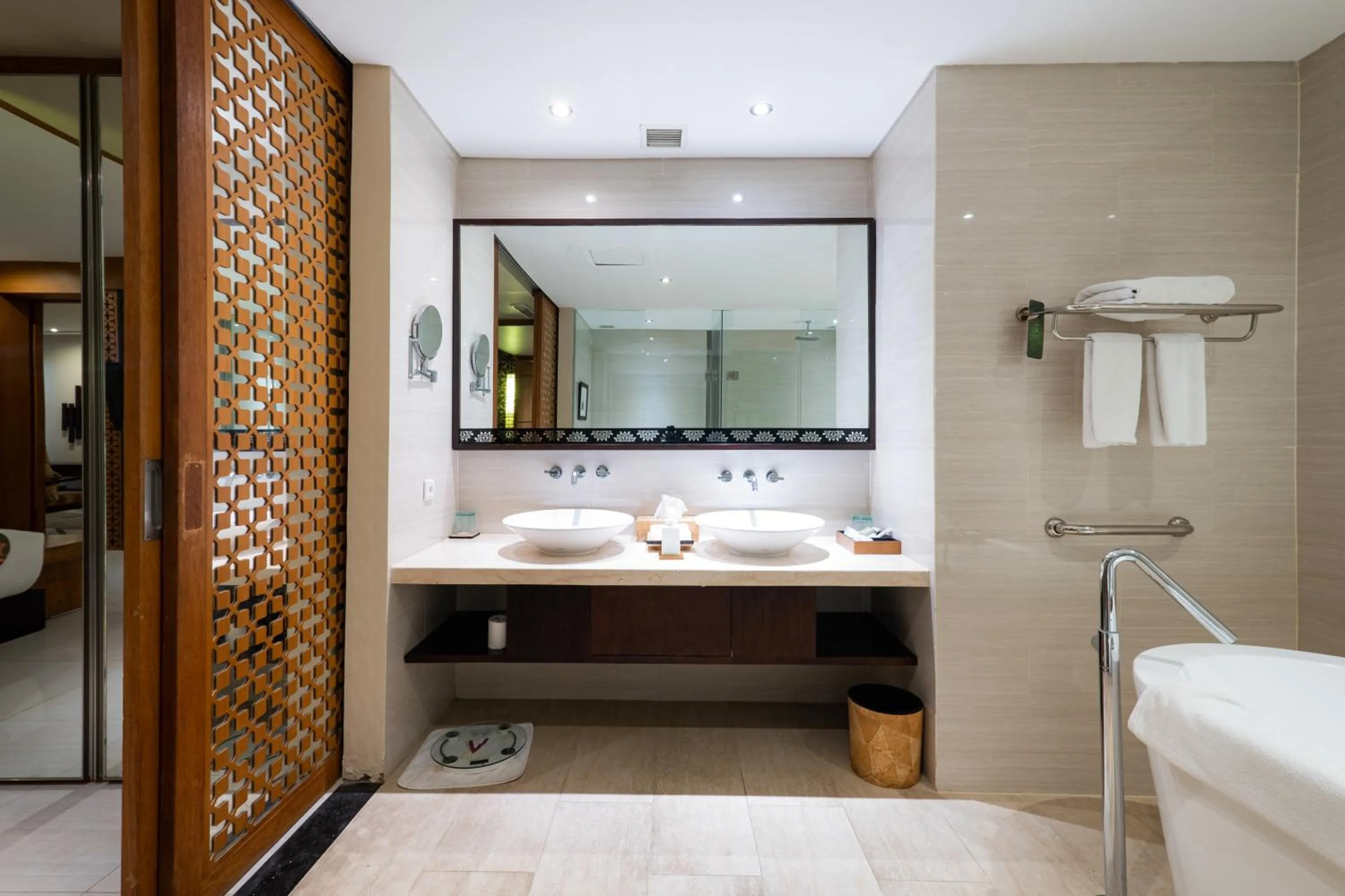 VOUK Hotel and Suites Nusa Dua Bali