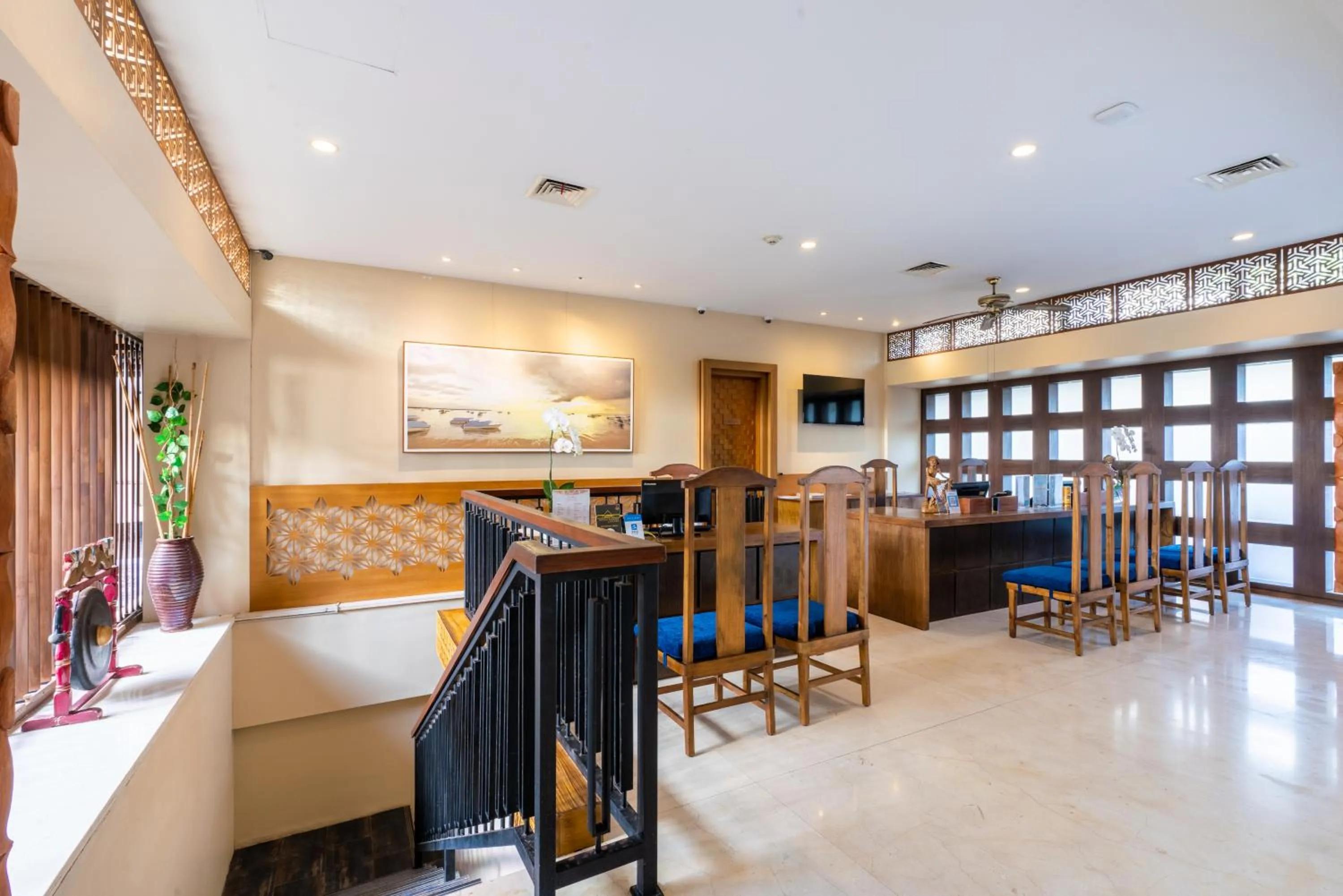 Lobby or reception in VOUK Hotel and Suites Nusa Dua Bali