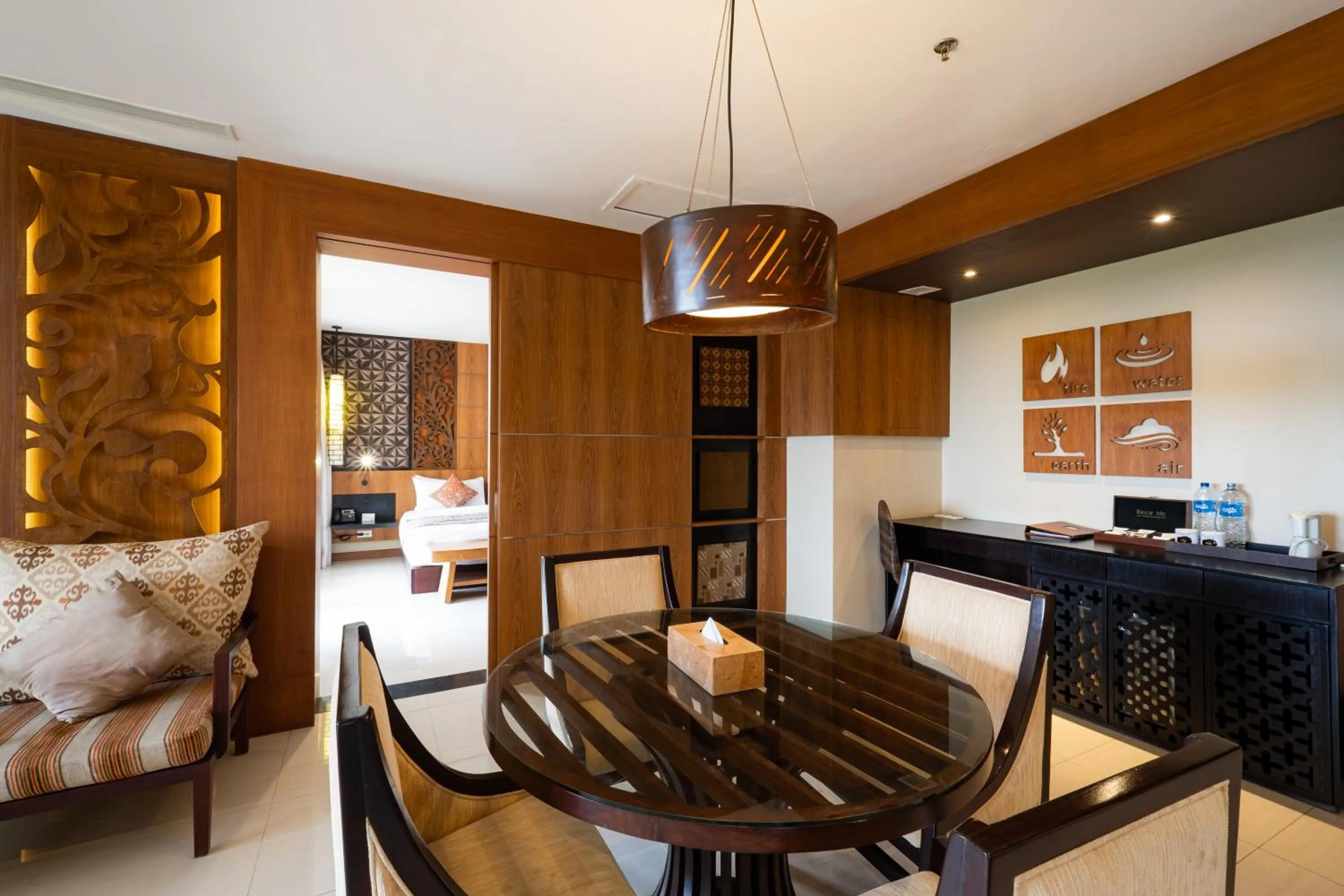 VOUK Hotel and Suites Nusa Dua Bali