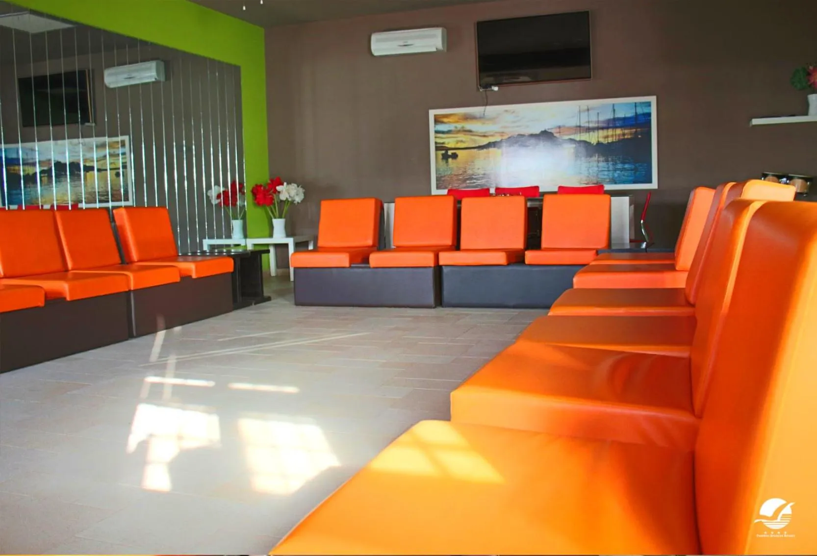 Communal lounge/ TV room in Hotel Belvedere Mindelo, Cabo Verde