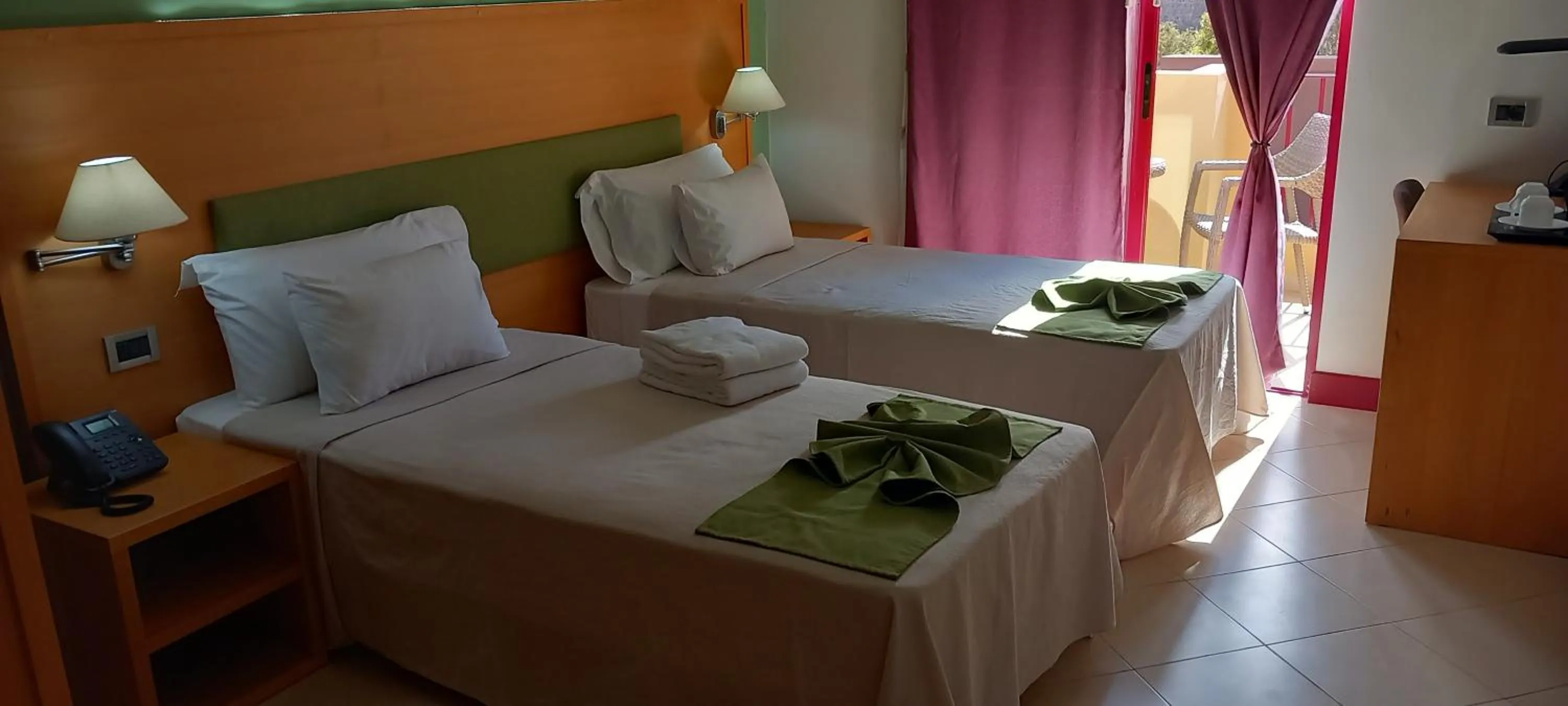 Balcony/Terrace, Bed in Hotel Belvedere Mindelo, Cabo Verde
