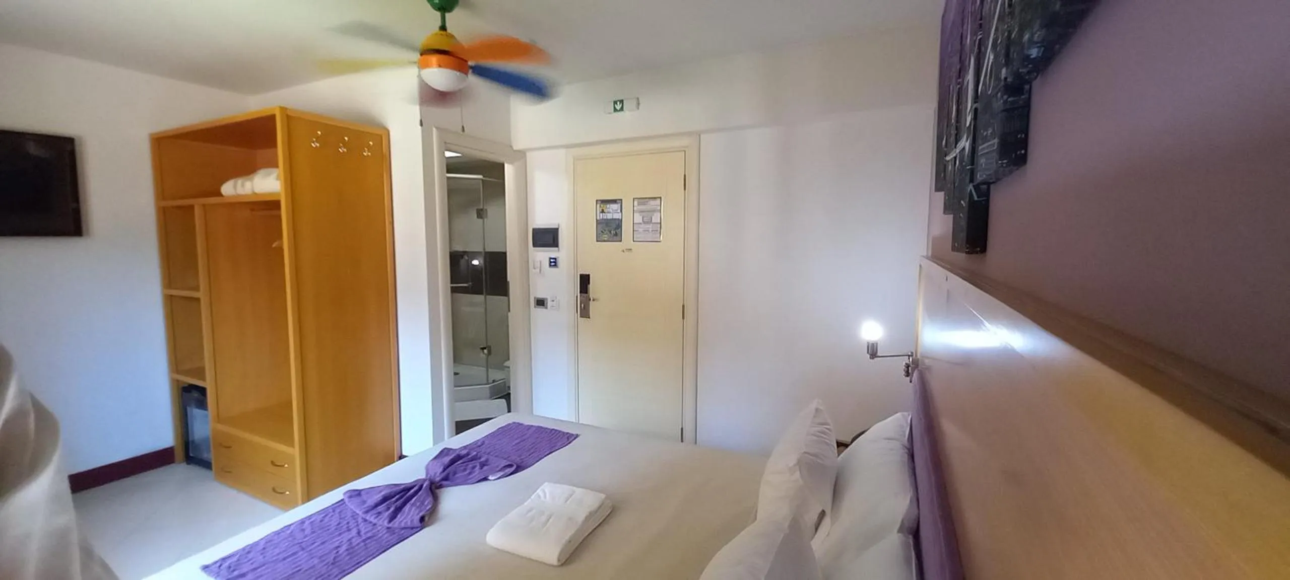 Bedroom, Bed in Hotel Belvedere Mindelo, Cabo Verde