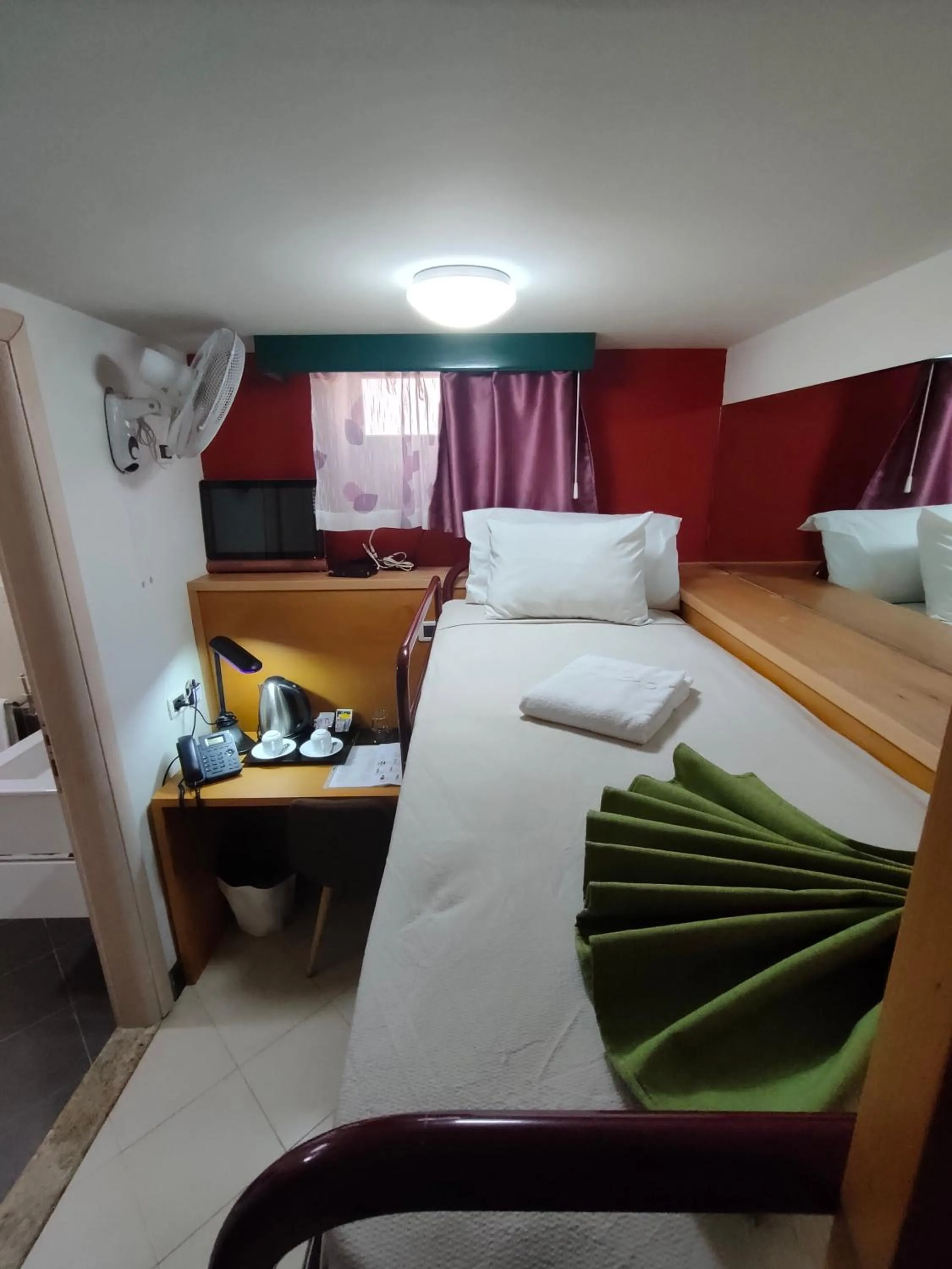 bunk bed, Bed in Hotel Belvedere Mindelo, Cabo Verde