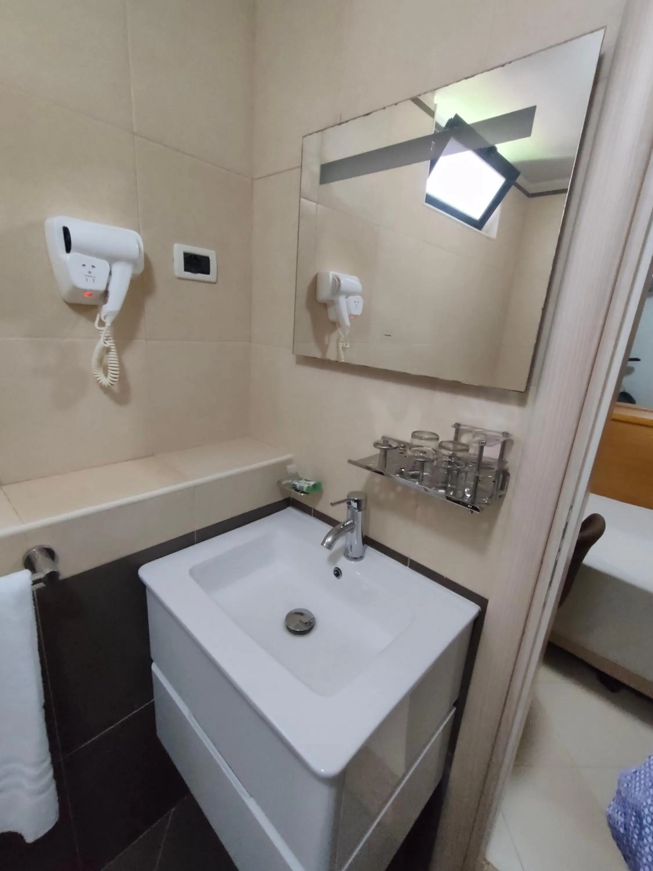 Bathroom in Hotel Belvedere Mindelo, Cabo Verde