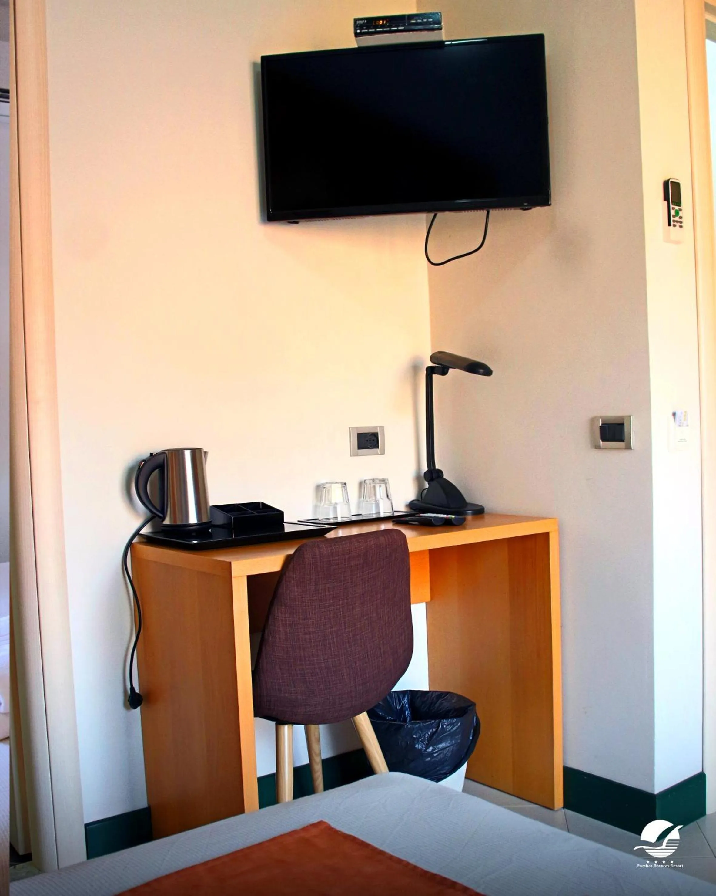 TV and multimedia in Hotel Belvedere Mindelo, Cabo Verde