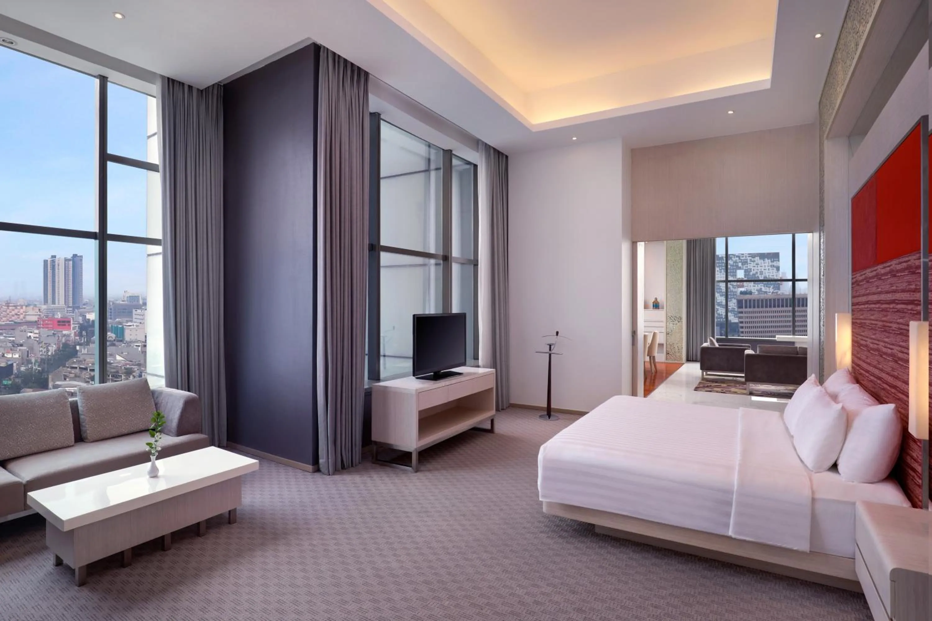 Bedroom, Bed in Grand Mercure Jakarta Harmoni