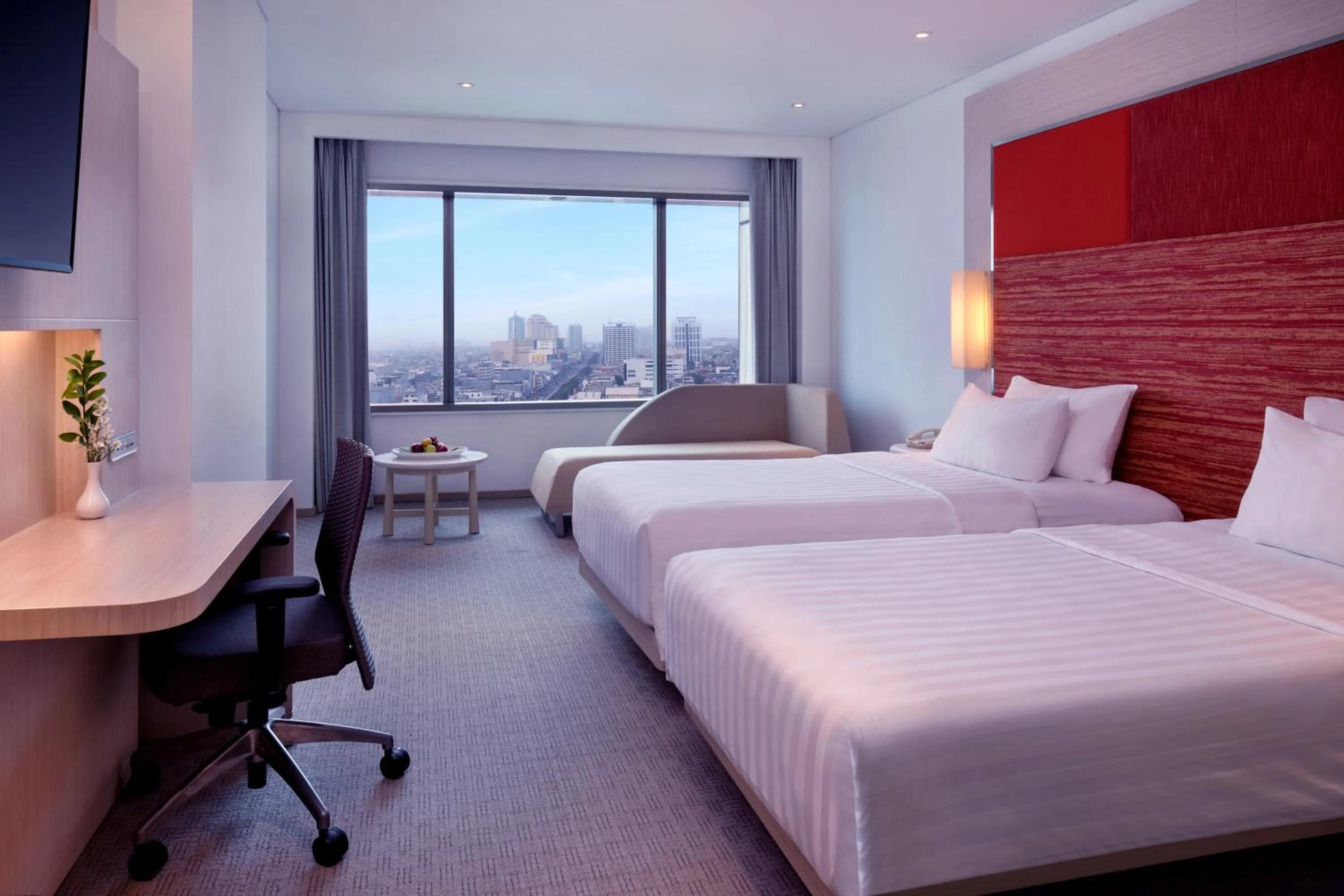 Bedroom, Bed in Grand Mercure Jakarta Harmoni