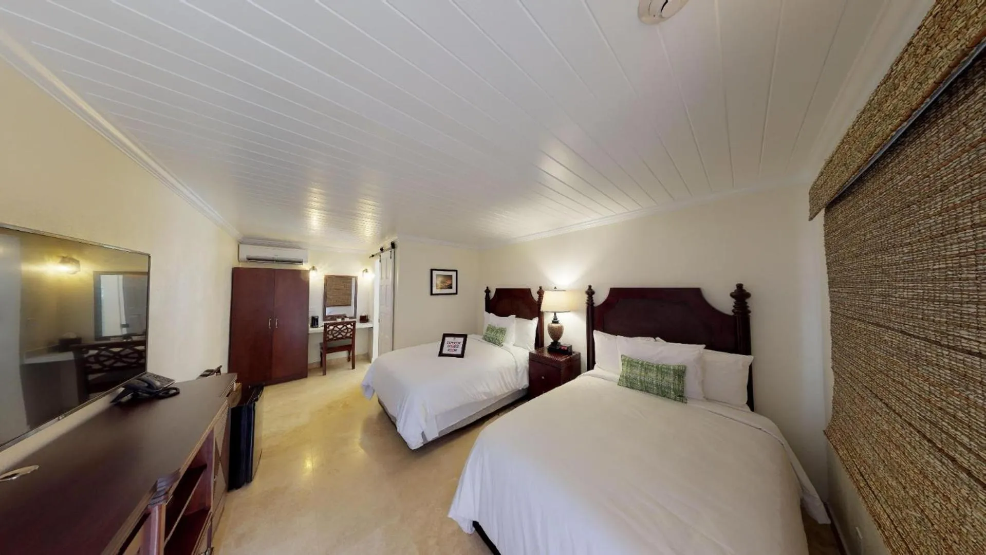 Bed in Company House Hotel St Croix