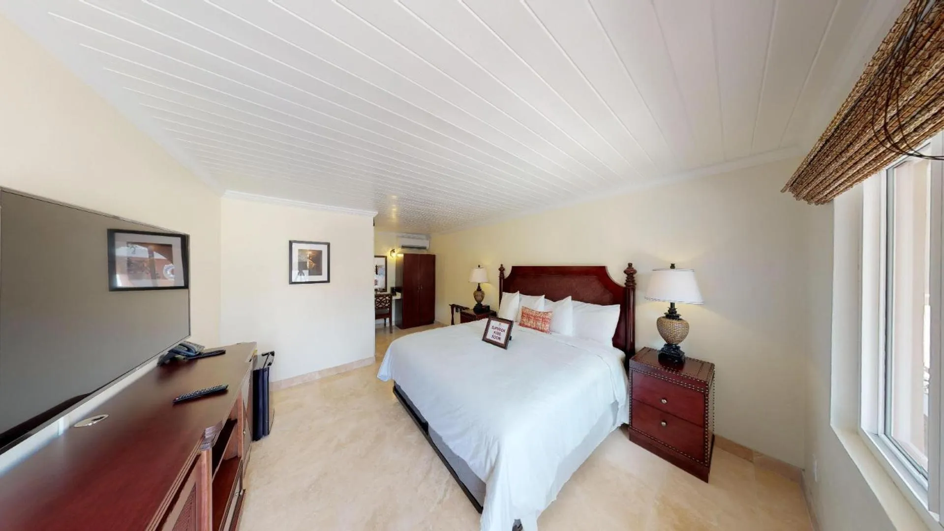 Bed in Company House Hotel St Croix