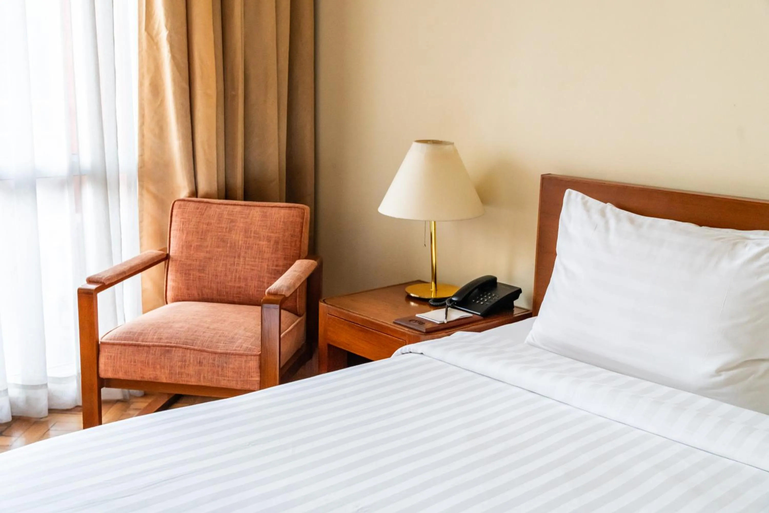 Bedroom, Bed in Inya Lake Hotel Yangon