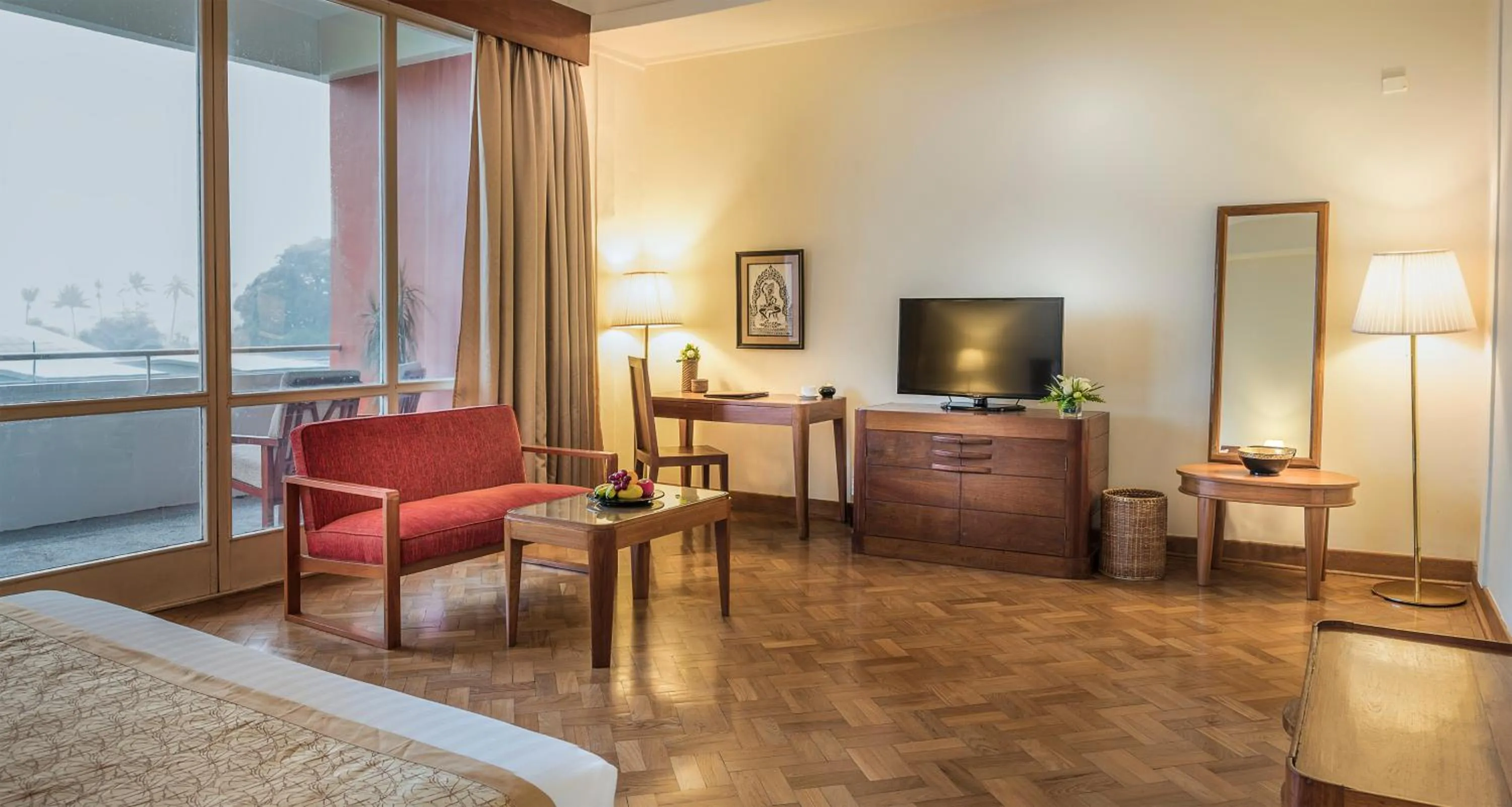 Bedroom, Bed in Inya Lake Hotel Yangon